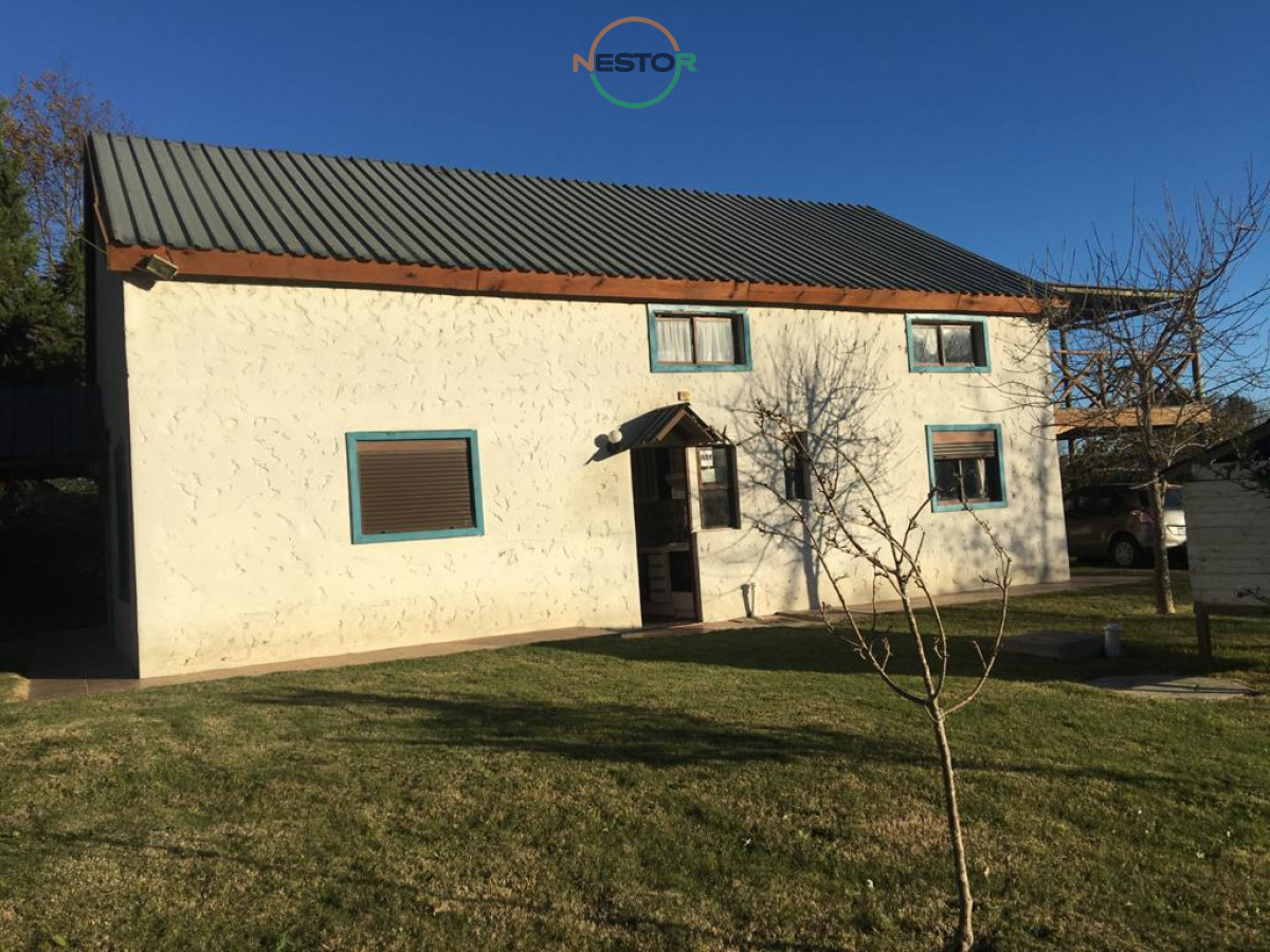 Casa ID.5263 - La Barra, casa, 3 dormitorios, 2 baños, gran terreno de casi 900 m2, 3 dormitorios, parrillero techado, playroom