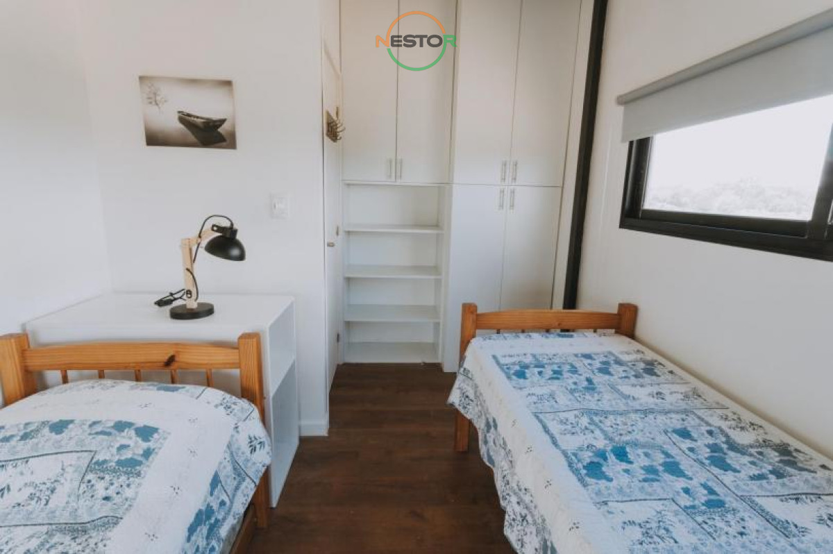Casa ID.5262 - Entorno rural, 1800 m2 de terreno, vistas a lagos, deck , 3 cuartos, suite, para 5, venta, alquiler a 5 minutos del Centro de La Barra. Barrio Privado