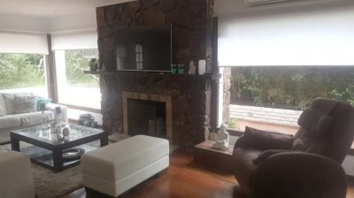 Mansa, 3 dormitorios y servicio, piscina climatizada, aire acondicionado, lavavajillas, lavarropas, wi fi, tv 