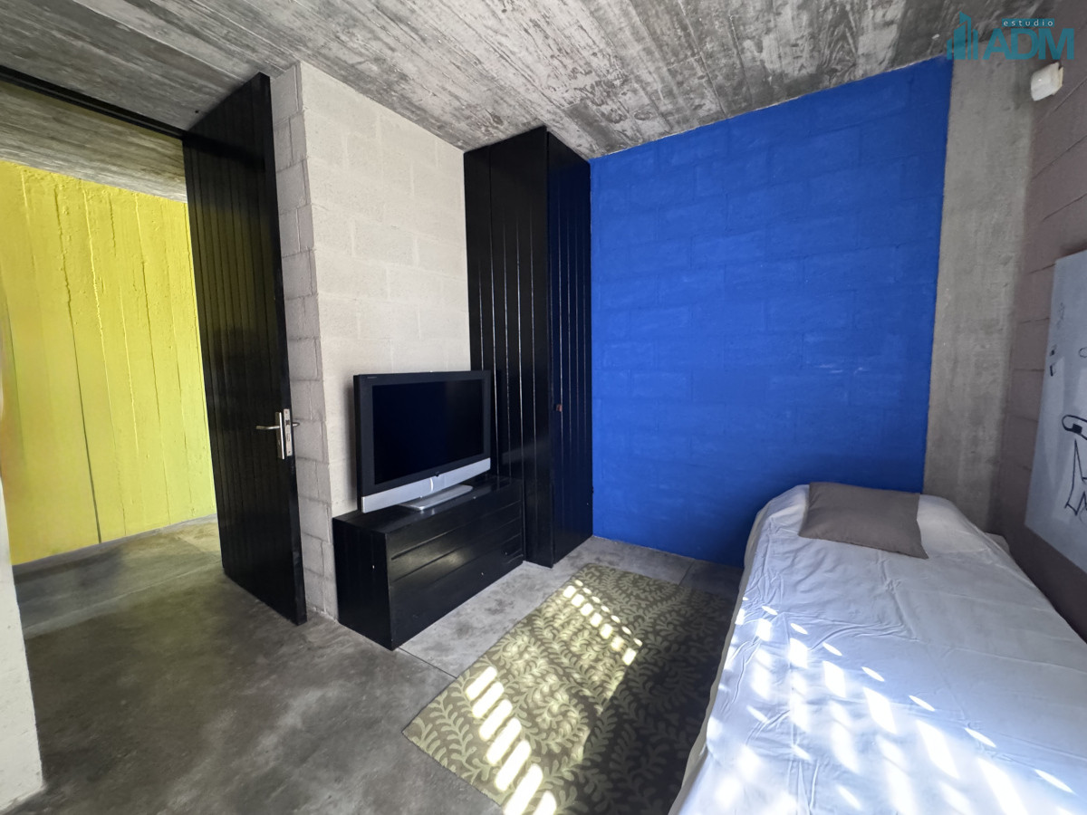 Casa ID.2432 - Casa venta 3 dormitorios y servicio, pileta, La Barra, Uruguay