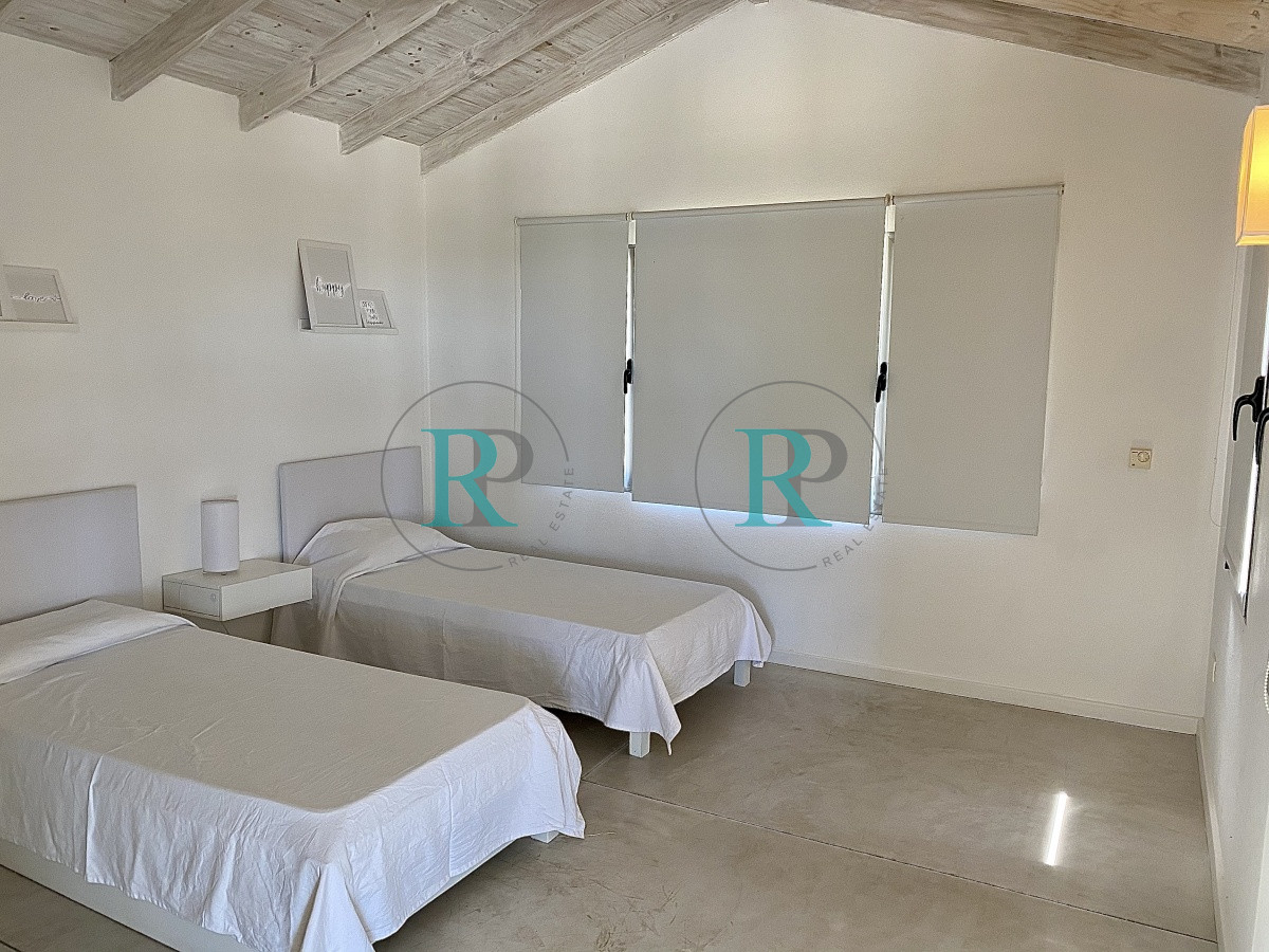Casa ID.2534 - Venta de casa de cuatro dormitorios en Laguna Blanca, Manantiales, Uruguay