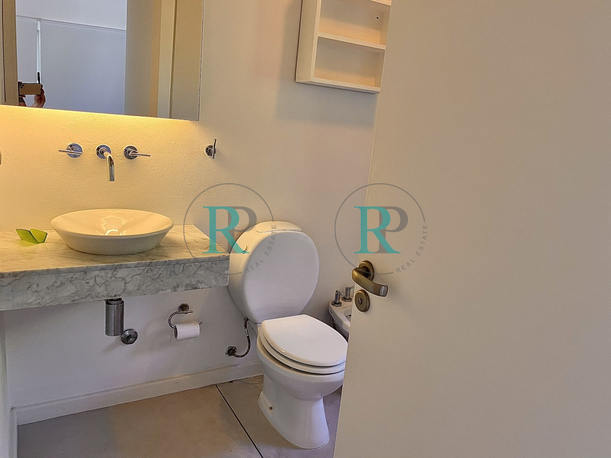 Casa ID.2534 - Venta de casa de cuatro dormitorios en Laguna Blanca, Manantiales, Uruguay