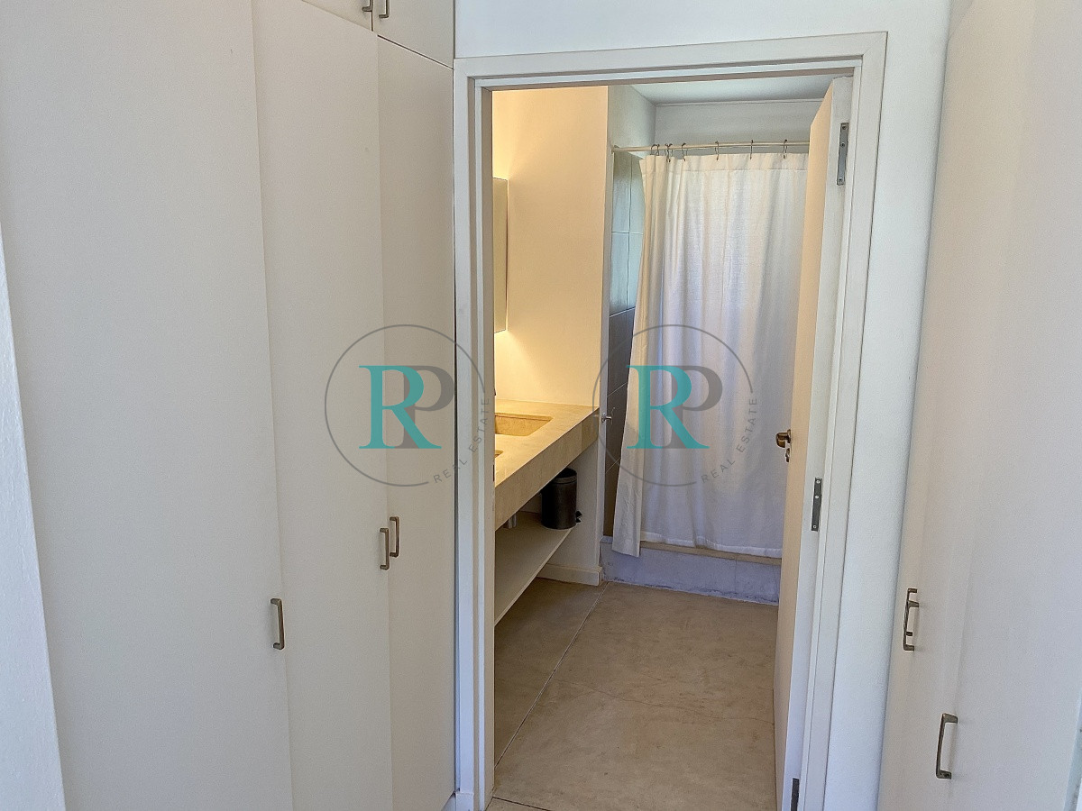 Casa ID.2534 - Venta de casa de cuatro dormitorios en Laguna Blanca, Manantiales, Uruguay