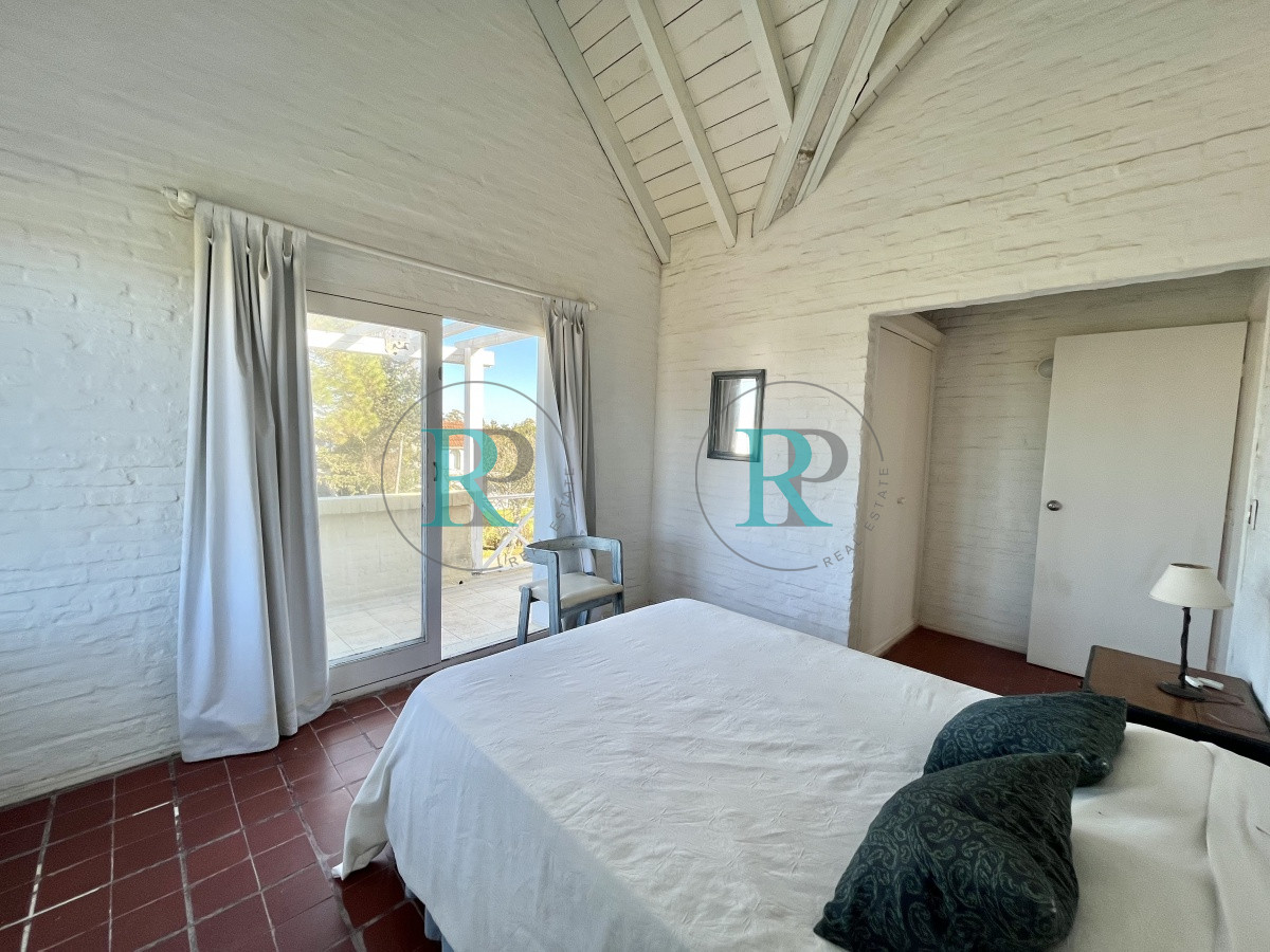 Casa ID.778 - Amplia casa en venta en La Barra, Uruguay