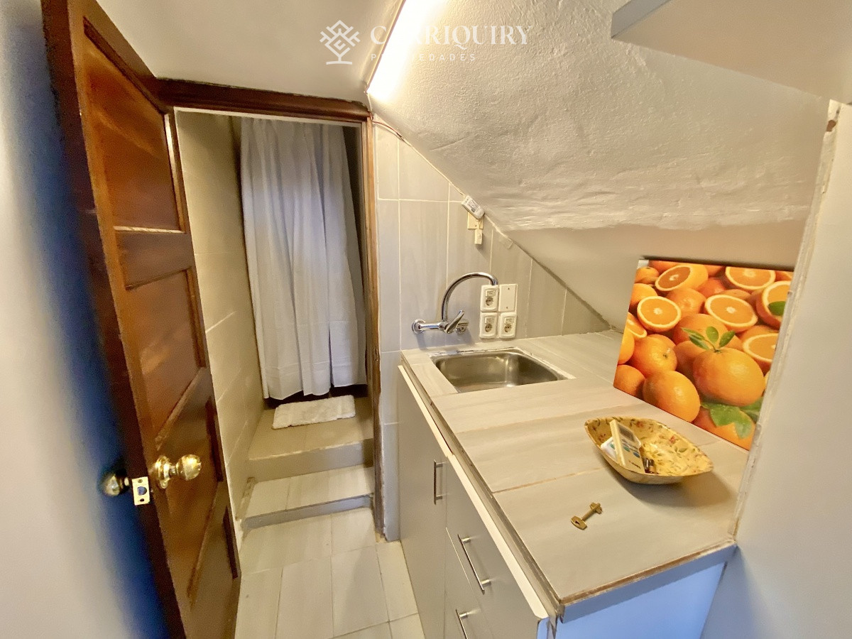 Apartamento ID.9928/Moderno-Apartamento-de-Tres-Dormitorios-en-Primera-Linea,-Playa-Brava - Puerto del Buceo, 3 cuartos, 2 suites, servicio, jardin, vista veleros.