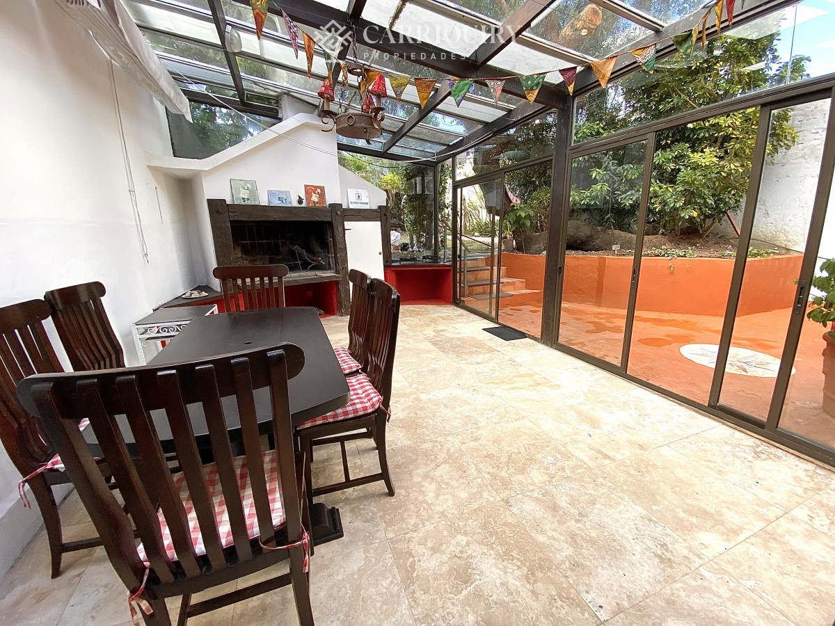 Apartamento ID.9928/Moderno-Apartamento-de-Tres-Dormitorios-en-Primera-Linea,-Playa-Brava - Puerto del Buceo, 3 cuartos, 2 suites, servicio, jardin, vista veleros.