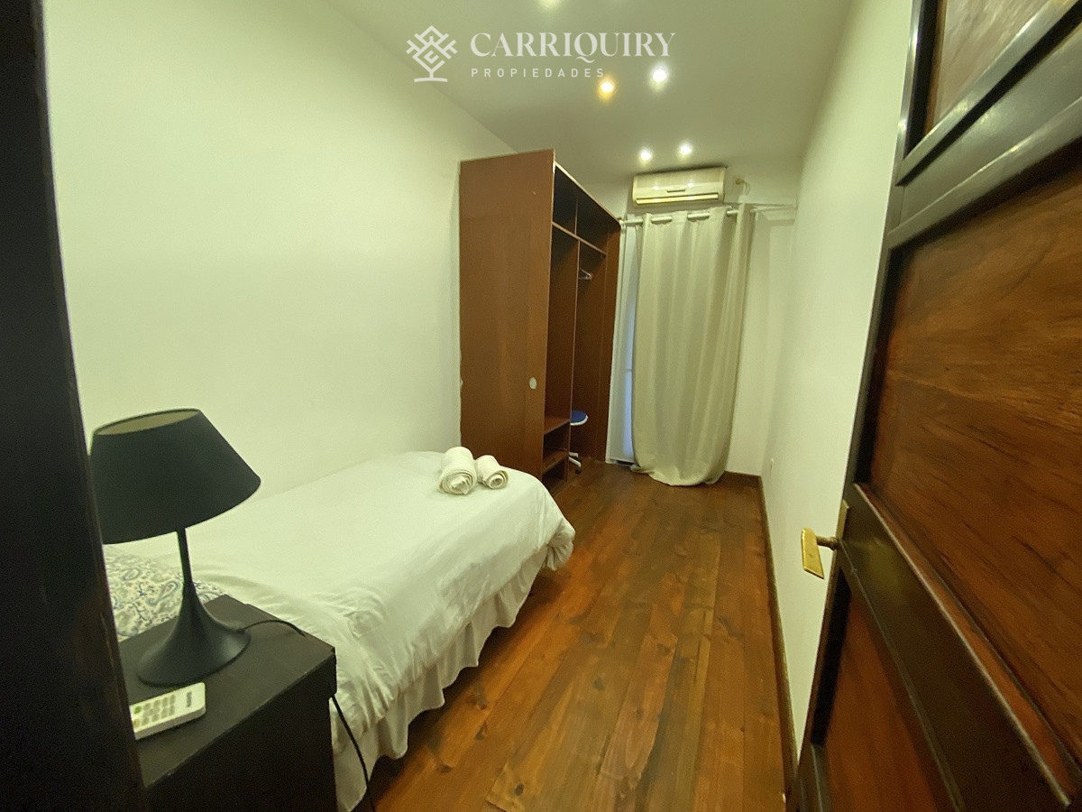 Apartamento ID.9928/Moderno-Apartamento-de-Tres-Dormitorios-en-Primera-Linea,-Playa-Brava - Puerto del Buceo, 3 cuartos, 2 suites, servicio, jardin, vista veleros.