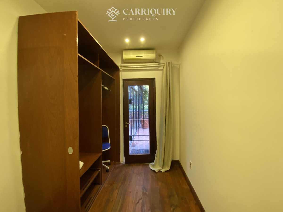 Apartamento ID.9928/Moderno-Apartamento-de-Tres-Dormitorios-en-Primera-Linea,-Playa-Brava - Puerto del Buceo, 3 cuartos, 2 suites, servicio, jardin, vista veleros.