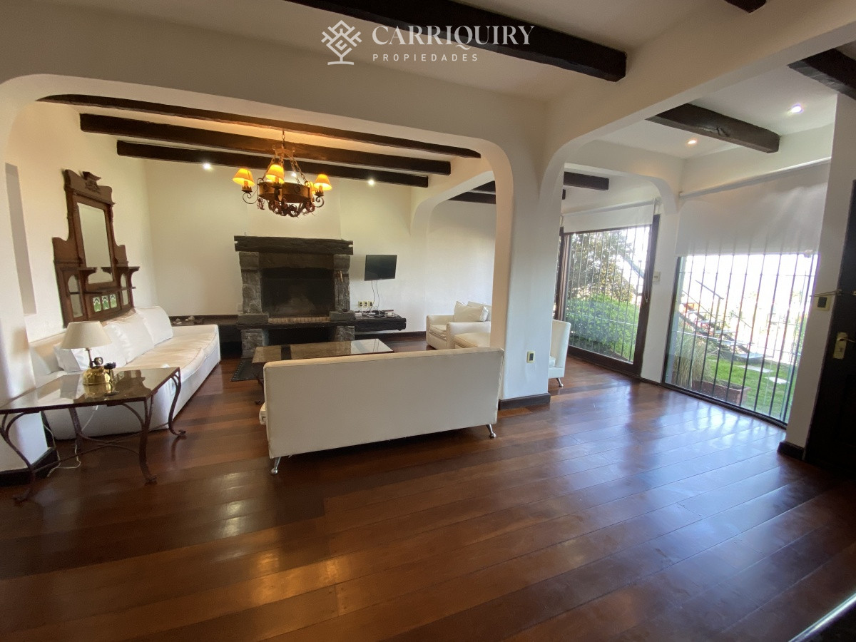 Apartamento ID.9928/Moderno-Apartamento-de-Tres-Dormitorios-en-Primera-Linea,-Playa-Brava - Puerto del Buceo, 3 cuartos, 2 suites, servicio, jardin, vista veleros.