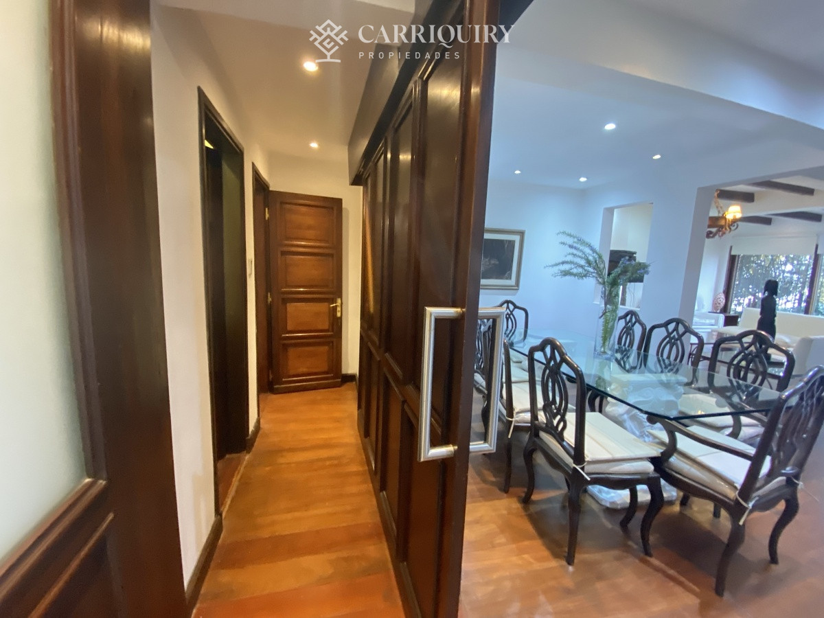 Apartamento ID.9928/Moderno-Apartamento-de-Tres-Dormitorios-en-Primera-Linea,-Playa-Brava - Puerto del Buceo, 3 cuartos, 2 suites, servicio, jardin, vista veleros.