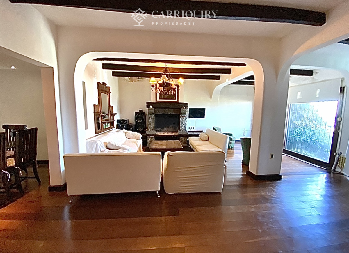 Apartamento ID.9928/Moderno-Apartamento-de-Tres-Dormitorios-en-Primera-Linea,-Playa-Brava - Puerto del Buceo, 3 cuartos, 2 suites, servicio, jardin, vista veleros.