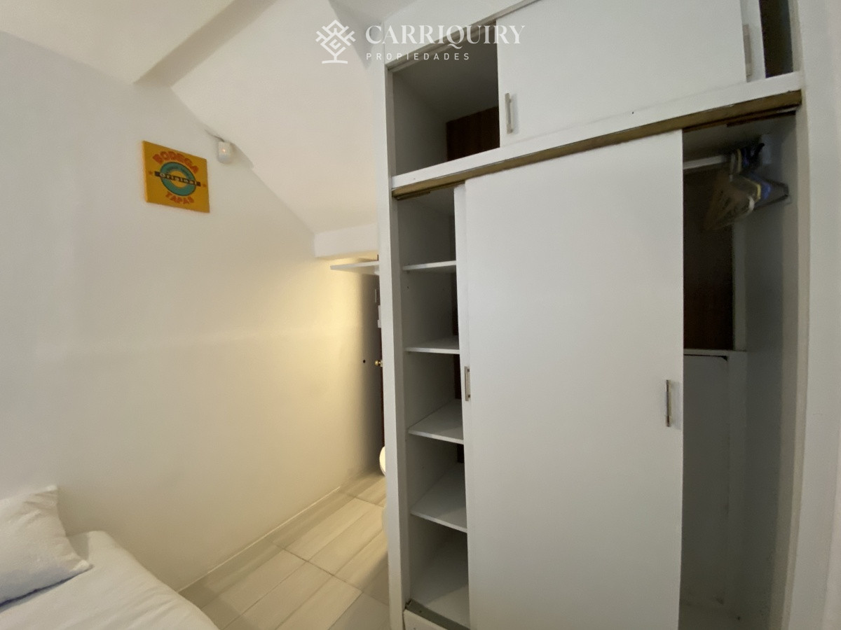 Apartamento ID.9928/Moderno-Apartamento-de-Tres-Dormitorios-en-Primera-Linea,-Playa-Brava - Puerto del Buceo, 3 cuartos, 2 suites, servicio, jardin, vista veleros.