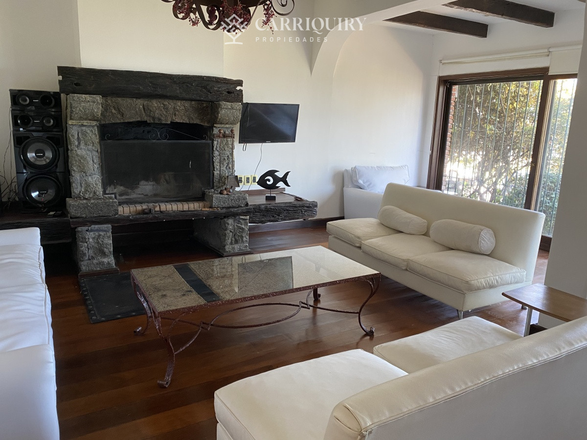 Apartamento ID.9928/Moderno-Apartamento-de-Tres-Dormitorios-en-Primera-Linea,-Playa-Brava - Puerto del Buceo, 3 cuartos, 2 suites, servicio, jardin, vista veleros.