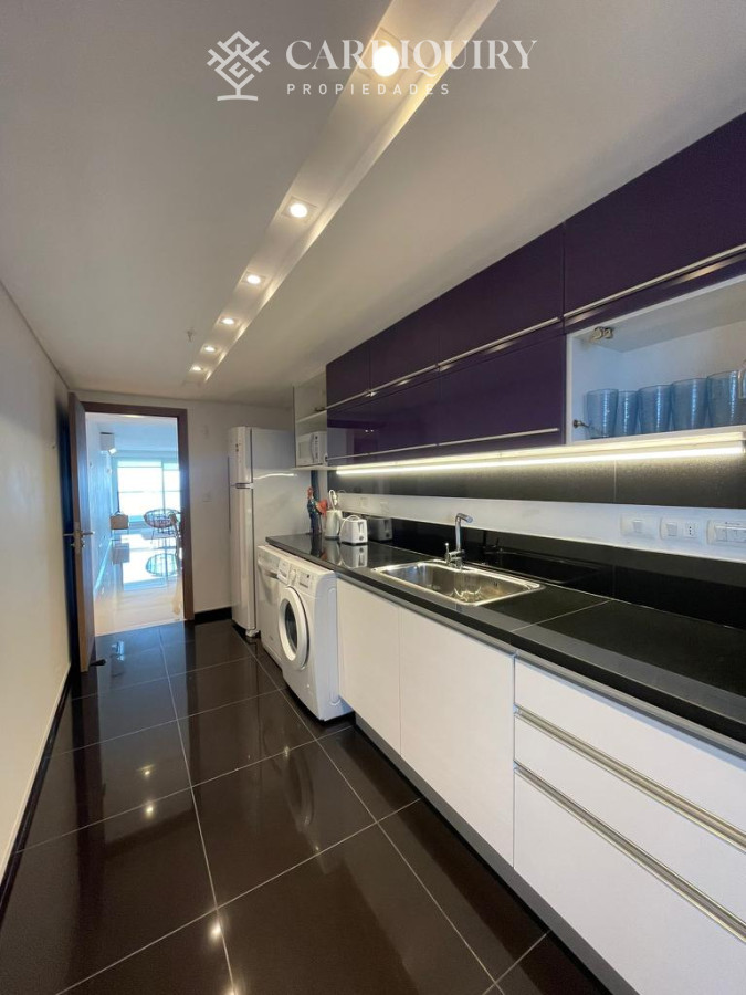 Apartamento ID.10658/Moderno-Apartamento-de-Tres-Dormitorios-en-Primera-Linea,-Playa-Brava - Alquiler Look Brava 2 dormitorios, Playa Brava, Punta del Este, Uruguay