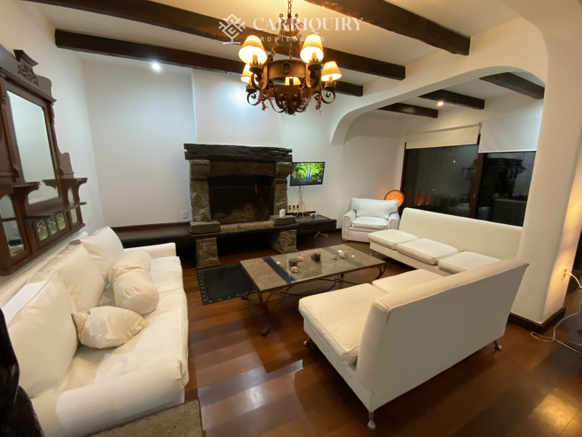 Apartamento ID.9928/Moderno-Apartamento-de-Tres-Dormitorios-en-Primera-Linea,-Playa-Brava - Puerto del Buceo, 3 cuartos, 2 suites, servicio, jardin, vista veleros.