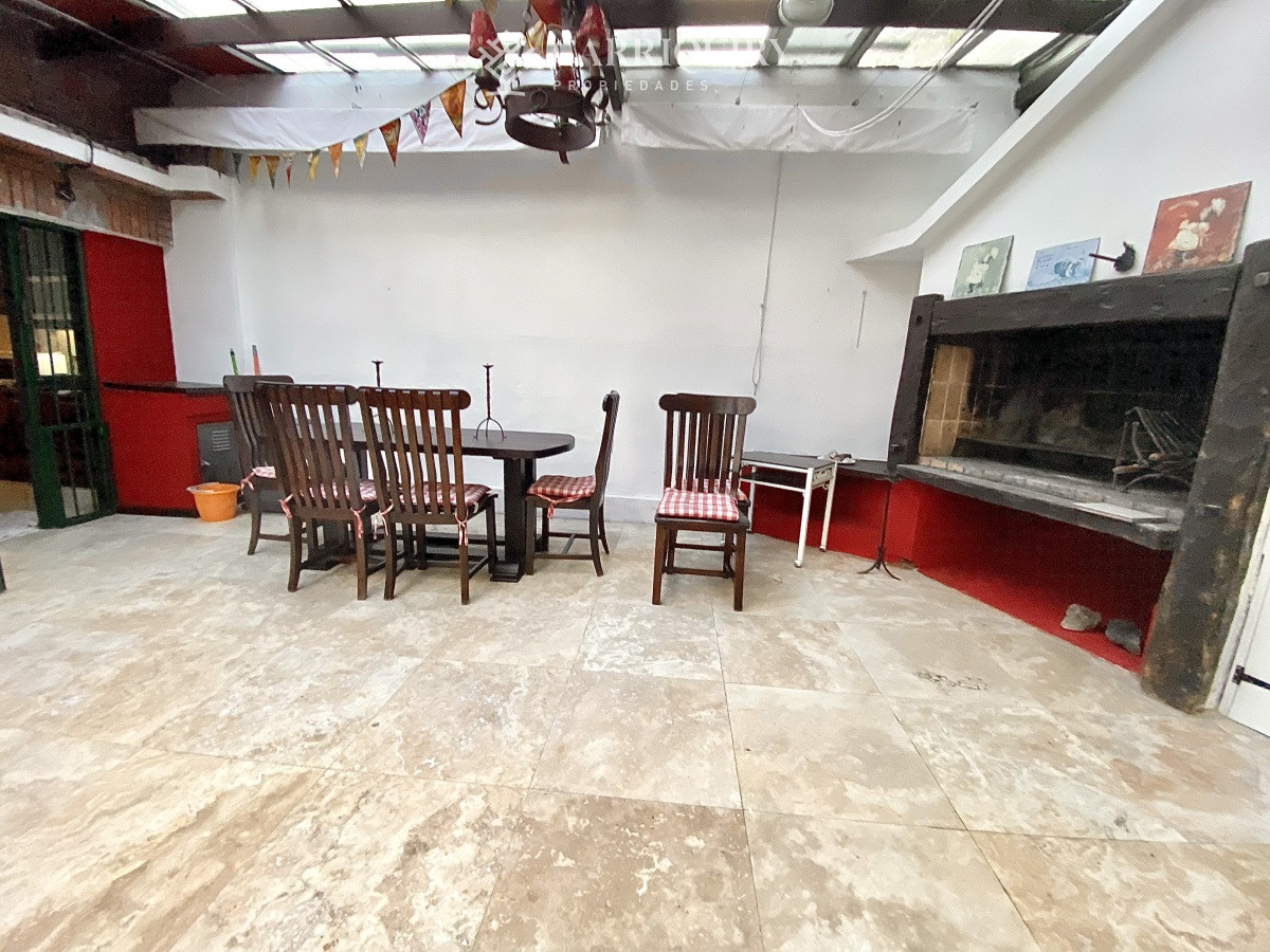 Apartamento ID.9928/Moderno-Apartamento-de-Tres-Dormitorios-en-Primera-Linea,-Playa-Brava - Puerto del Buceo, 3 cuartos, 2 suites, servicio, jardin, vista veleros.