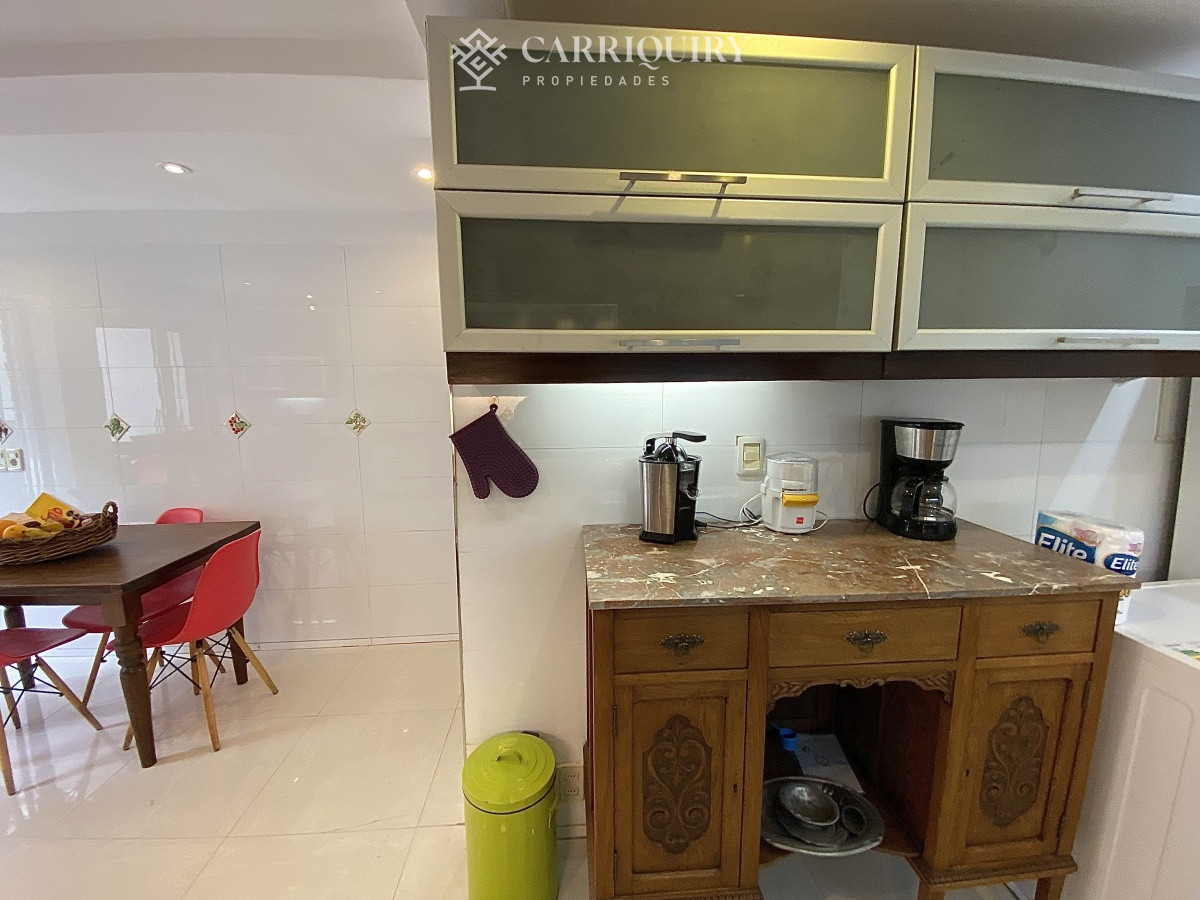 Apartamento ID.9928/Moderno-Apartamento-de-Tres-Dormitorios-en-Primera-Linea,-Playa-Brava - Puerto del Buceo, 3 cuartos, 2 suites, servicio, jardin, vista veleros.