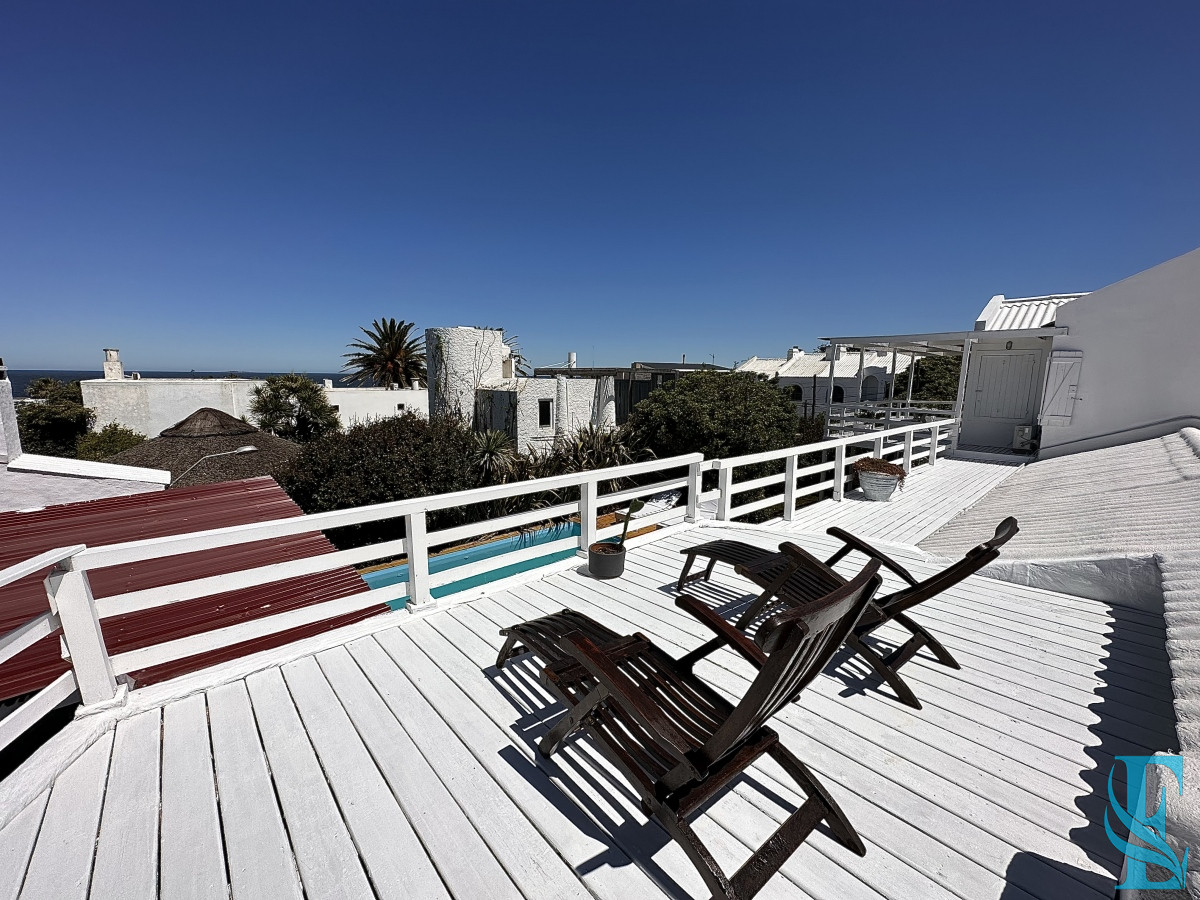Casa ID.530 - Casa alquiler, 4 dormitorios, pileta, La Barra, Uruguay