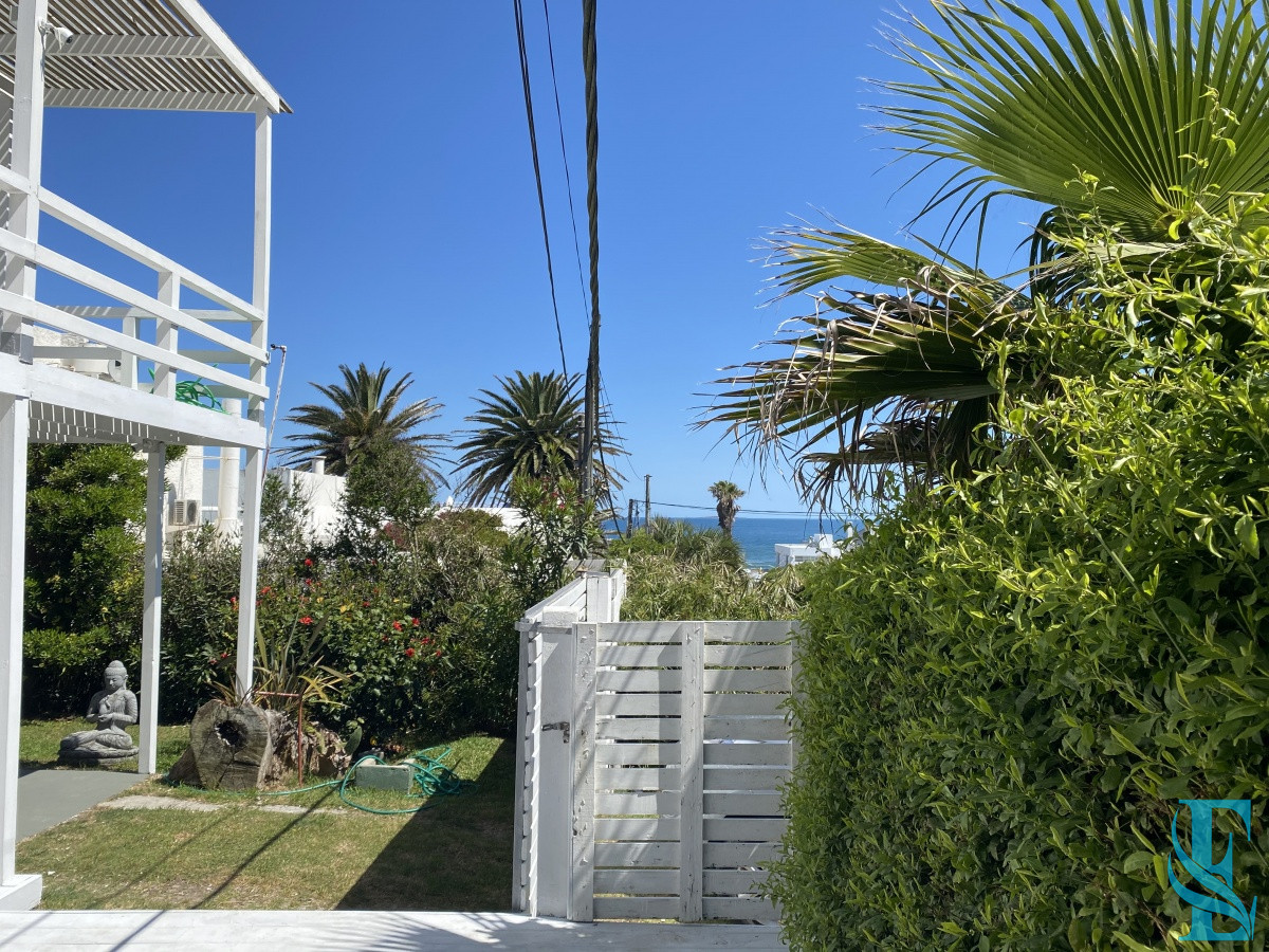 Casa ID.530 - Casa alquiler, 4 dormitorios, pileta, La Barra, Uruguay