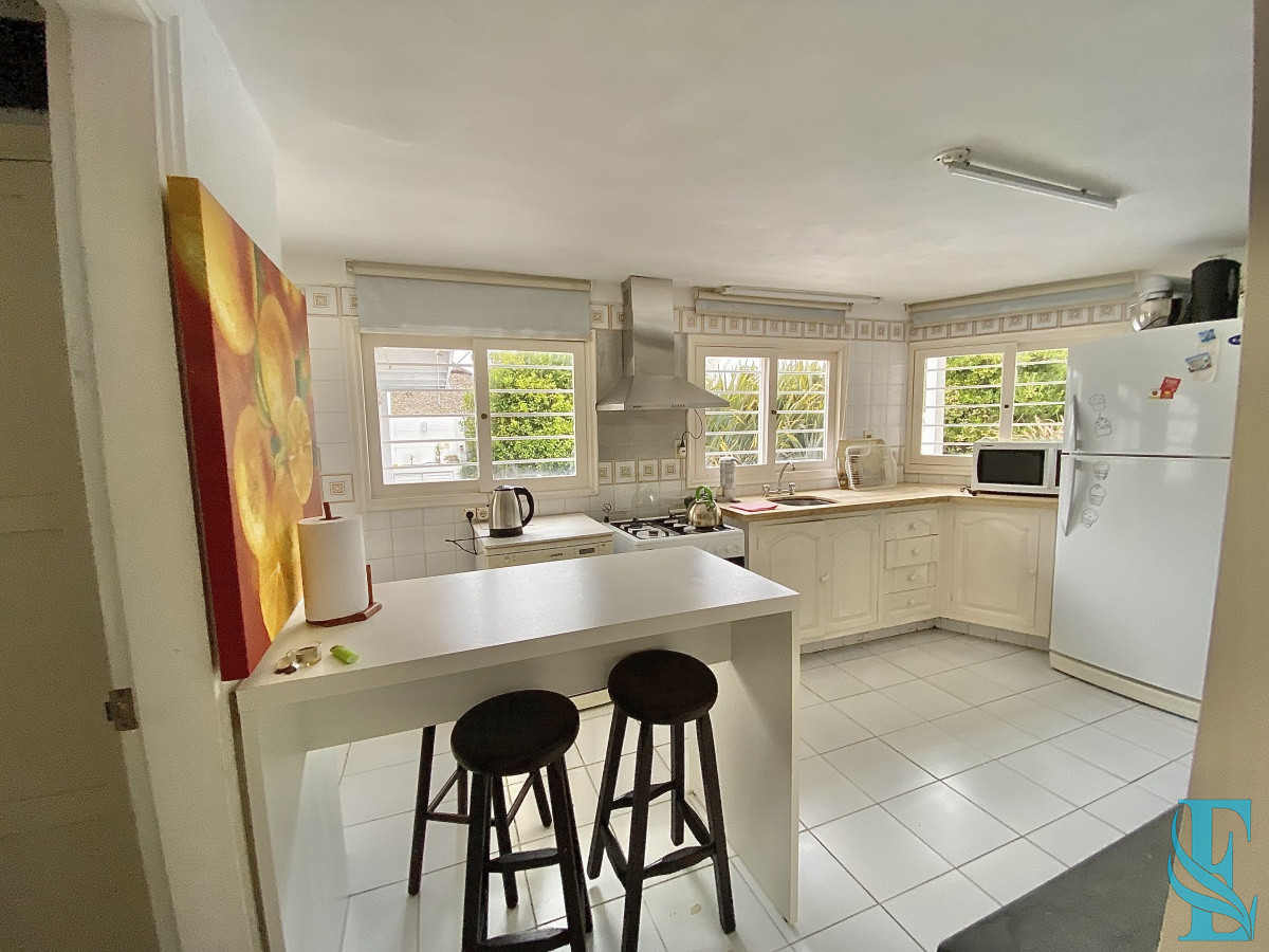 Casa ID.530 - Casa alquiler, 4 dormitorios, pileta, La Barra, Uruguay