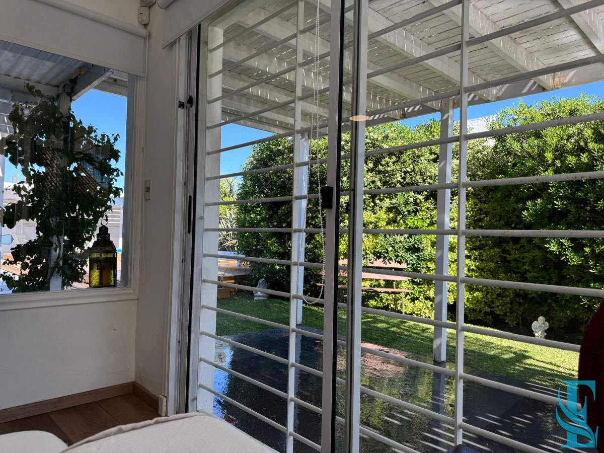 Casa ID.530 - Casa alquiler, 4 dormitorios, pileta, La Barra, Uruguay
