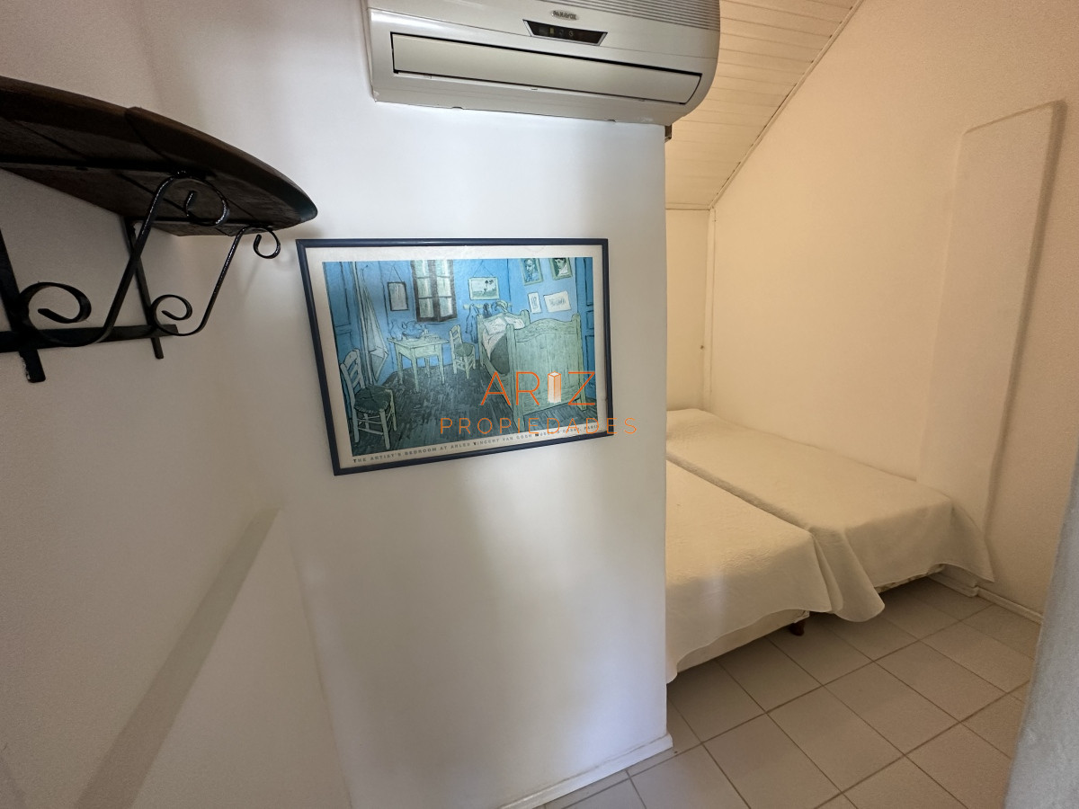 Casa ID.2174 - Casa alquiler, 4 dormitorios, pileta, La Barra, Uruguay