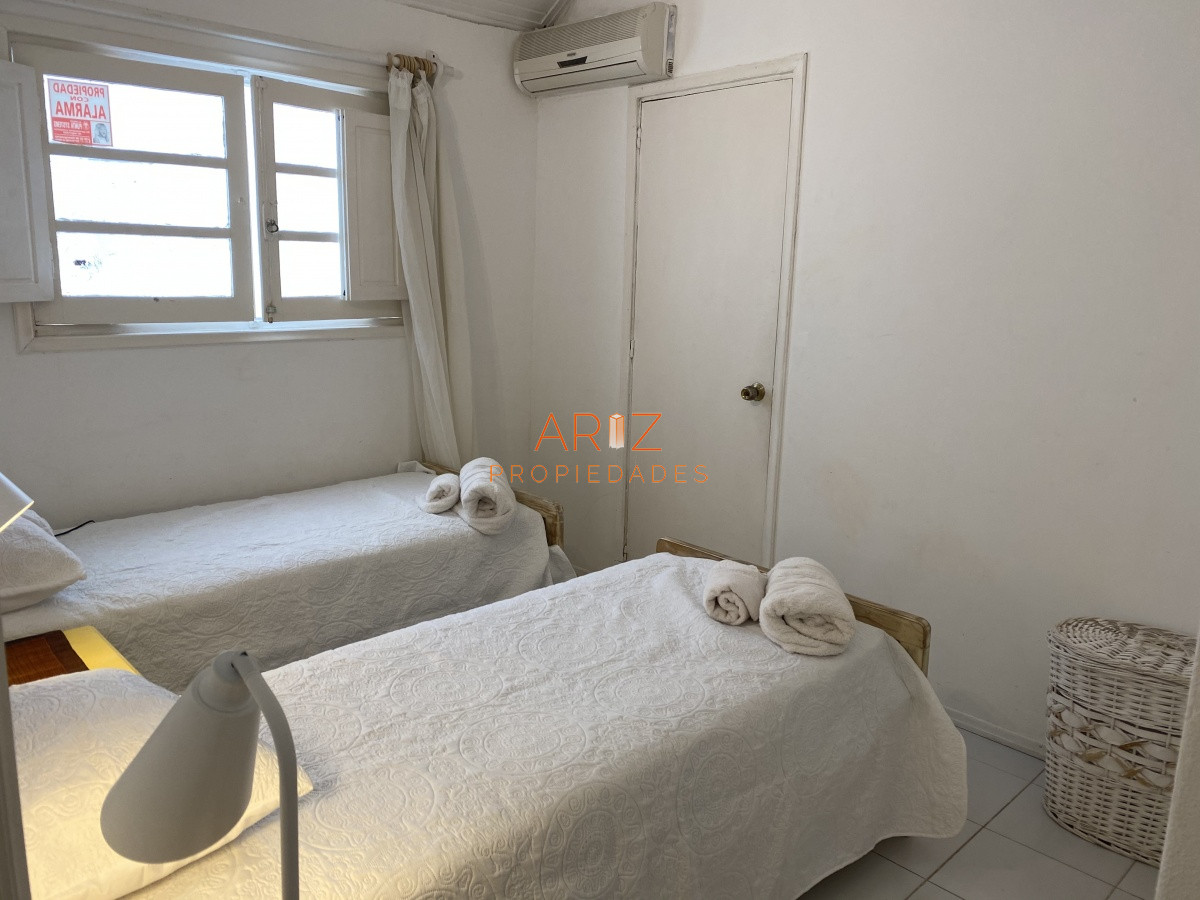 Casa ID.2174 - Casa alquiler, 4 dormitorios, pileta, La Barra, Uruguay