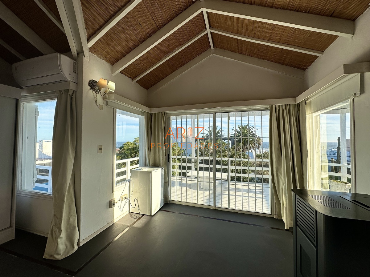 Casa ID.2174 - Casa alquiler, 4 dormitorios, pileta, La Barra, Uruguay