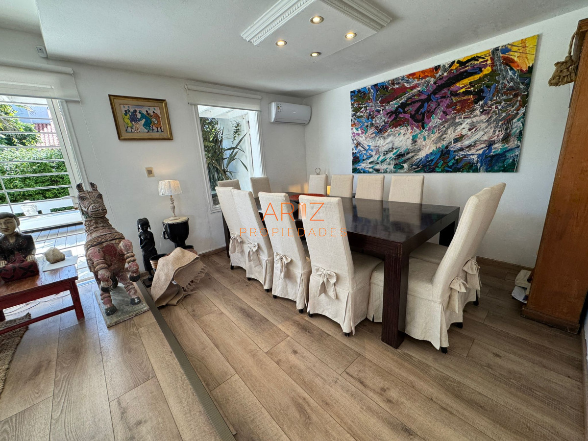 Casa ID.2174 - Casa alquiler, 4 dormitorios, pileta, La Barra, Uruguay