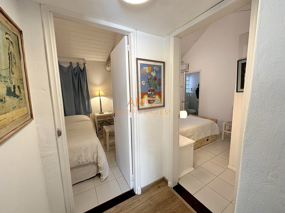 Casa ID.2174 - Casa alquiler, 4 dormitorios, pileta, La Barra, Uruguay
