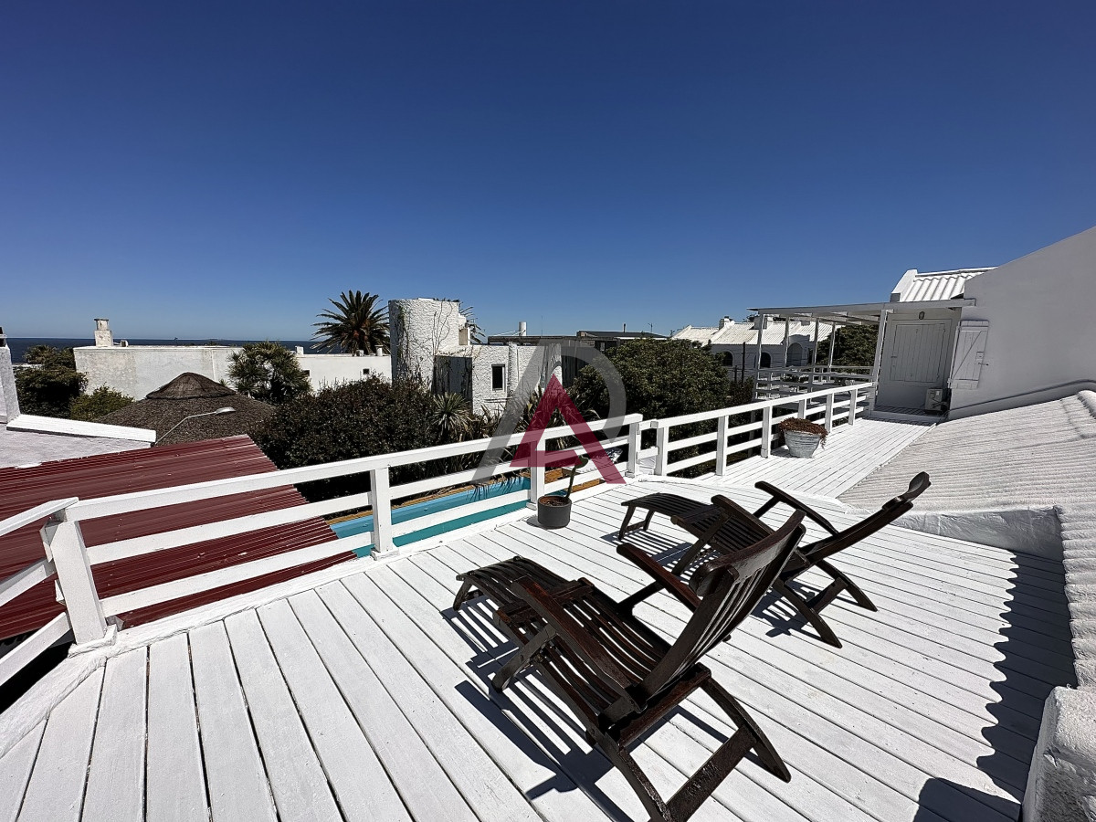 Casa ID.146 - Casa alquiler, 4 dormitorios, pileta, La Barra, Uruguay