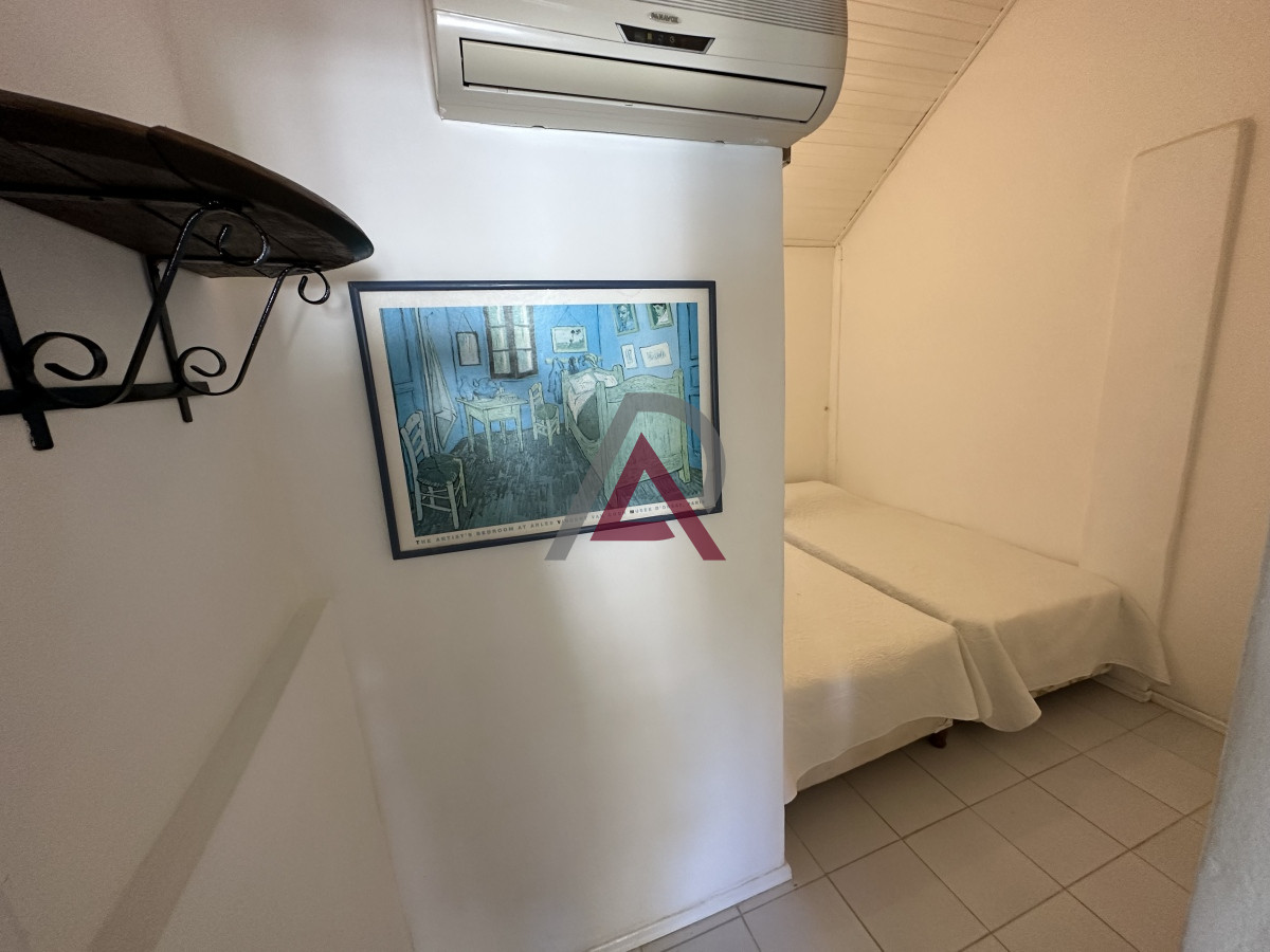 Casa ID.146 - Casa alquiler, 4 dormitorios, pileta, La Barra, Uruguay