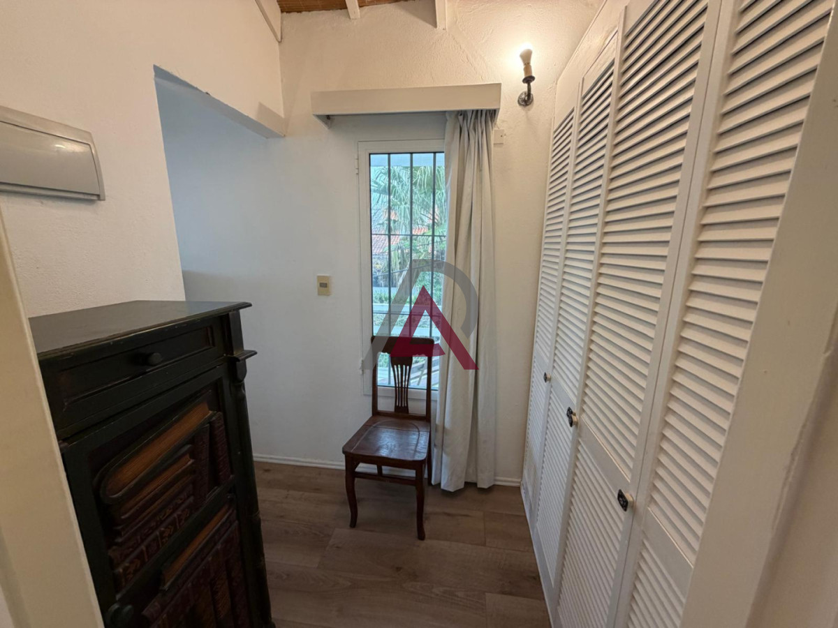 Casa ID.146 - Casa alquiler, 4 dormitorios, pileta, La Barra, Uruguay