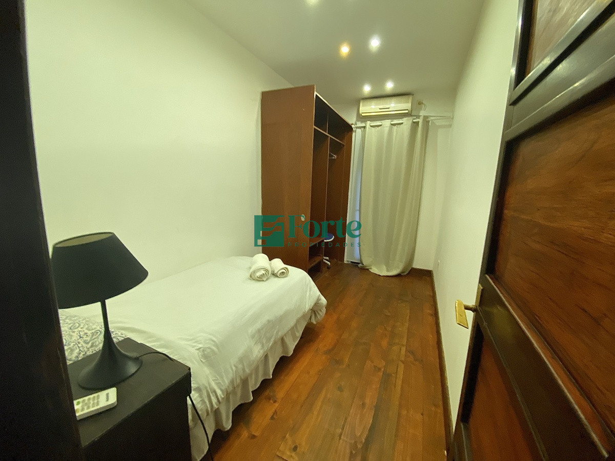 Apartamento ID.15 - Puerto del Buceo, 3 cuartos, 2 suites, servicio, jardin, vista veleros.