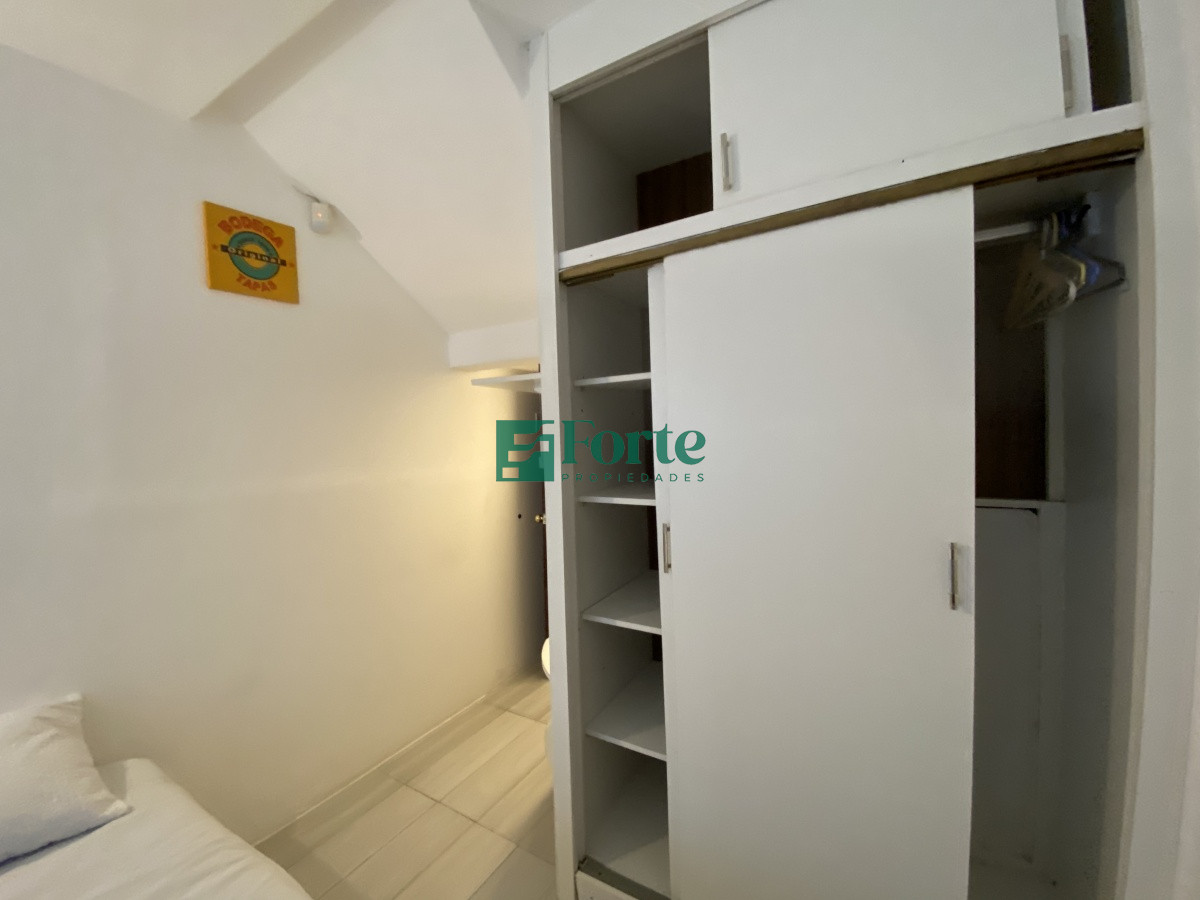 Apartamento ID.15 - Puerto del Buceo, 3 cuartos, 2 suites, servicio, jardin, vista veleros.
