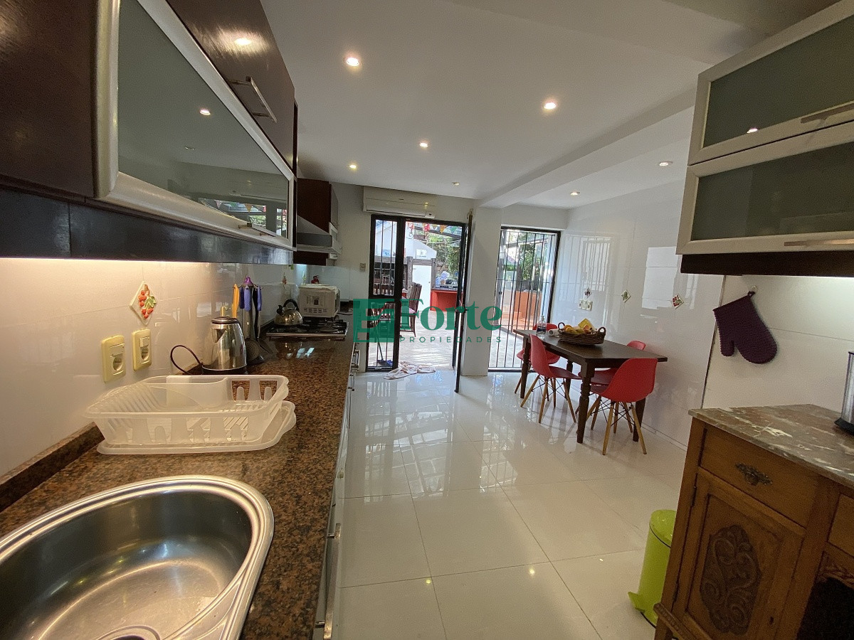 Apartamento ID.15 - Puerto del Buceo, 3 cuartos, 2 suites, servicio, jardin, vista veleros.