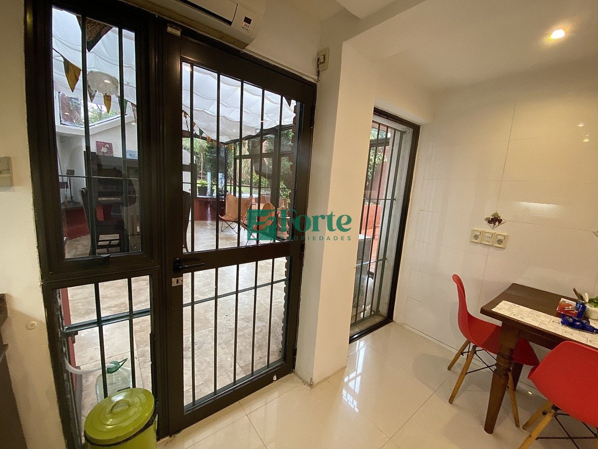 Apartamento ID.15 - Puerto del Buceo, 3 cuartos, 2 suites, servicio, jardin, vista veleros.