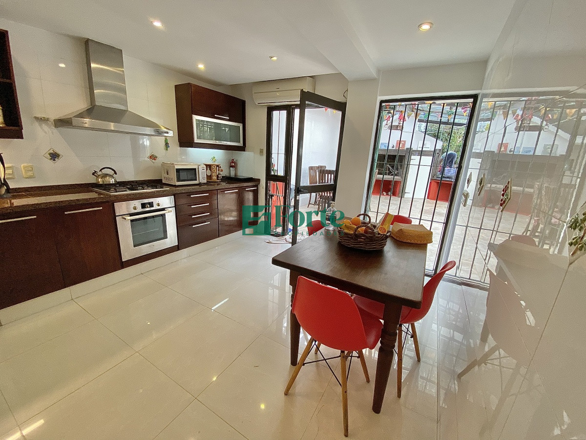 Apartamento ID.15 - Puerto del Buceo, 3 cuartos, 2 suites, servicio, jardin, vista veleros.
