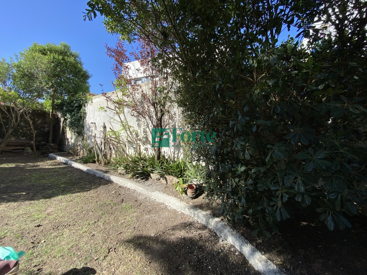 Apartamento ID.15 - Puerto del Buceo, 3 cuartos, 2 suites, servicio, jardin, vista veleros.