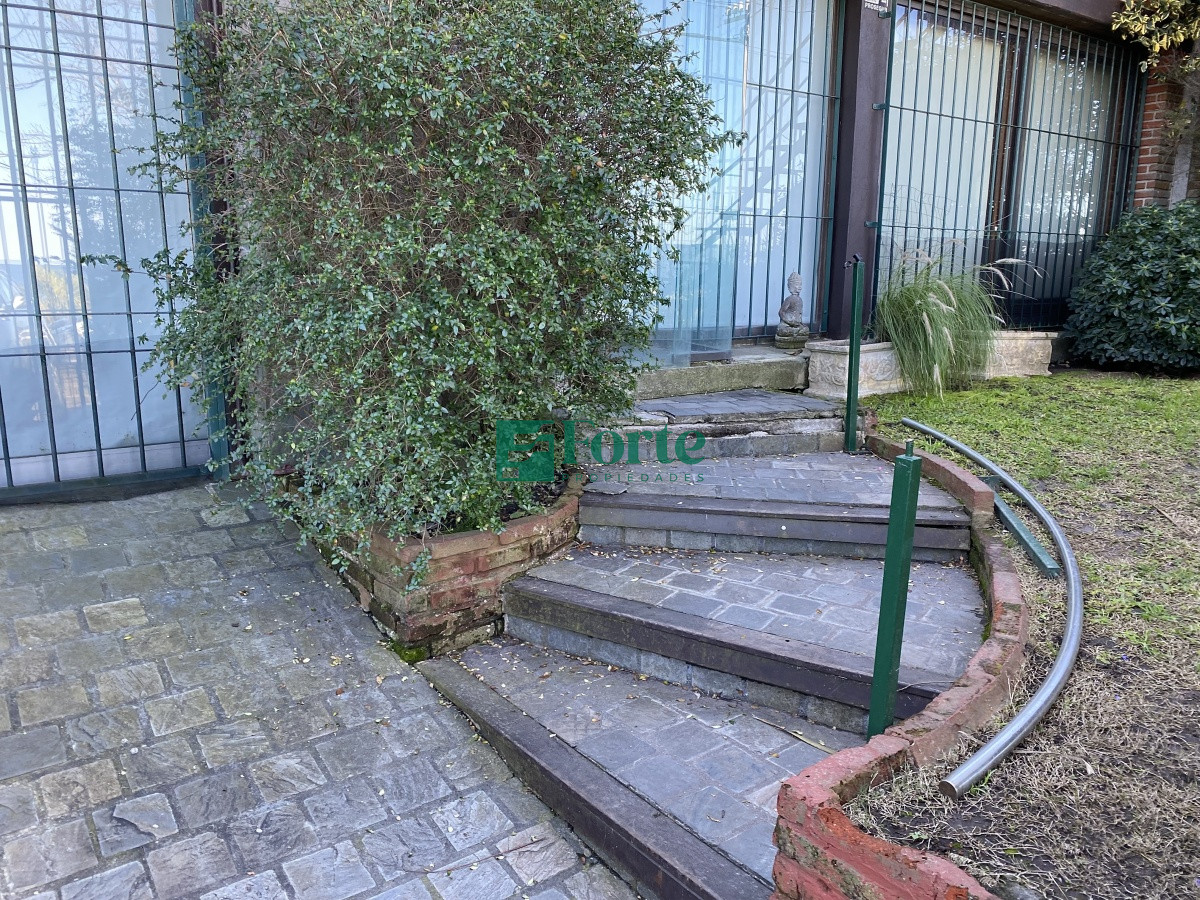 Apartamento ID.15 - Puerto del Buceo, 3 cuartos, 2 suites, servicio, jardin, vista veleros.