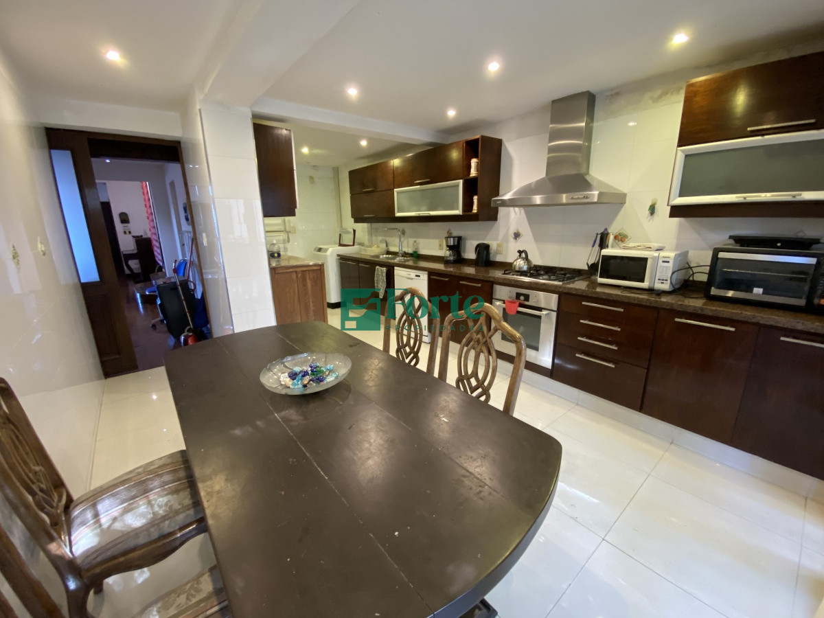 Apartamento ID.15 - Puerto del Buceo, 3 cuartos, 2 suites, servicio, jardin, vista veleros.