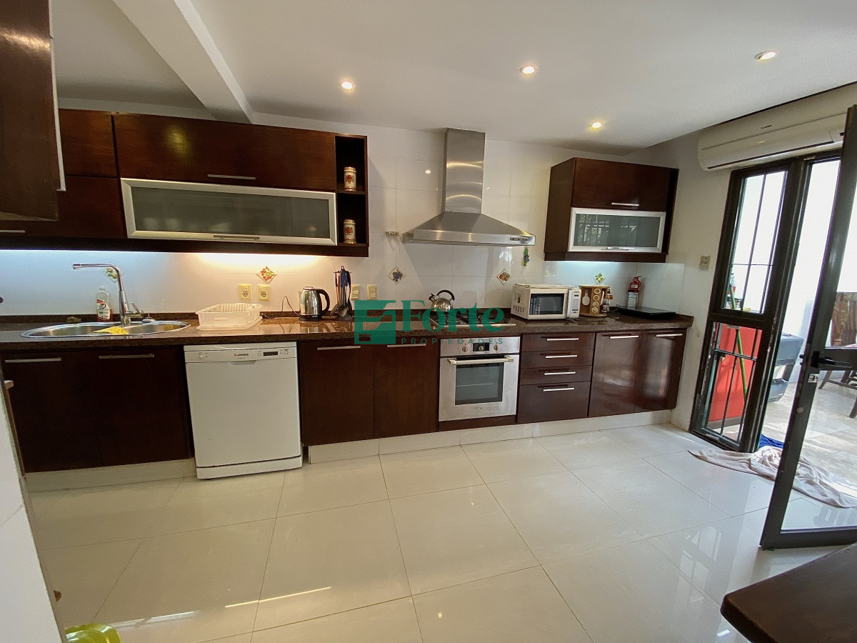 Apartamento ID.15 - Puerto del Buceo, 3 cuartos, 2 suites, servicio, jardin, vista veleros.