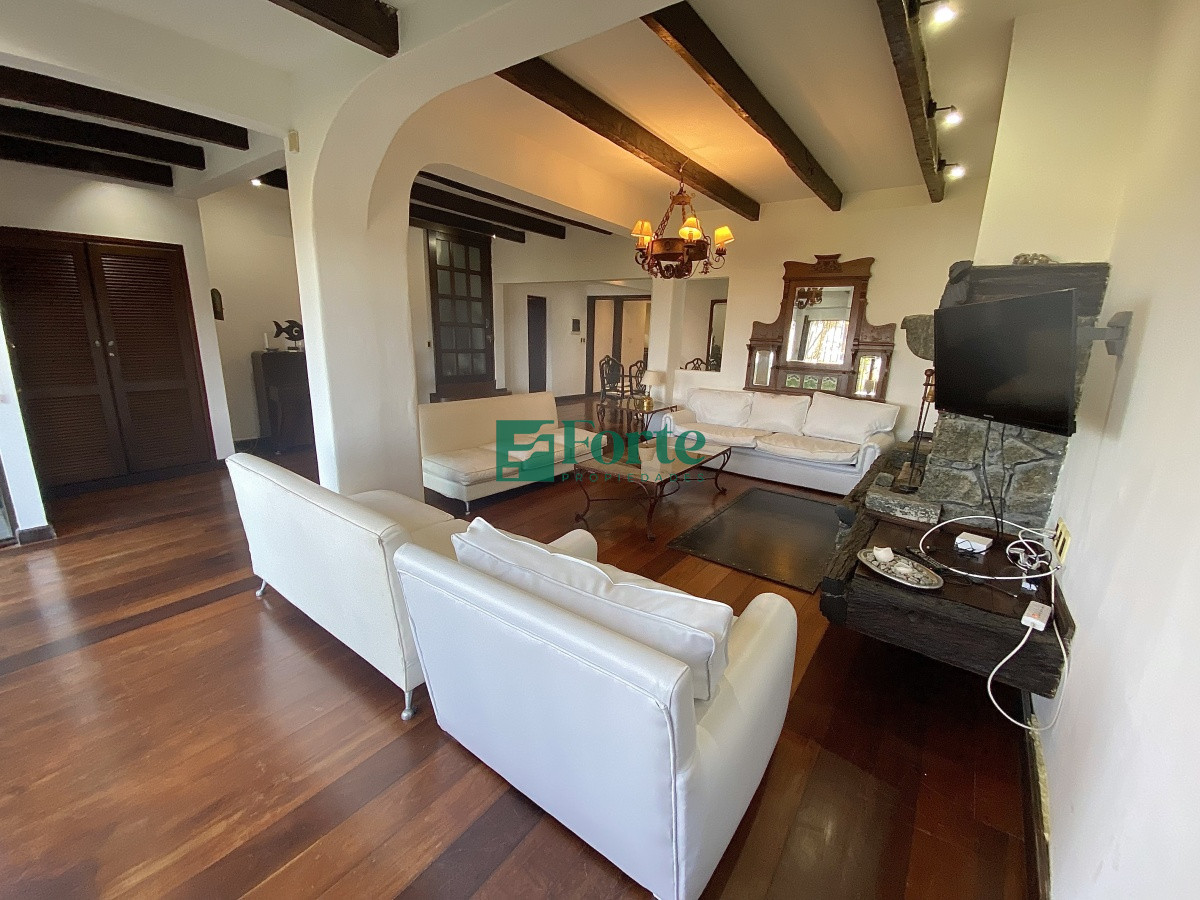 Apartamento ID.15 - Puerto del Buceo, 3 cuartos, 2 suites, servicio, jardin, vista veleros.