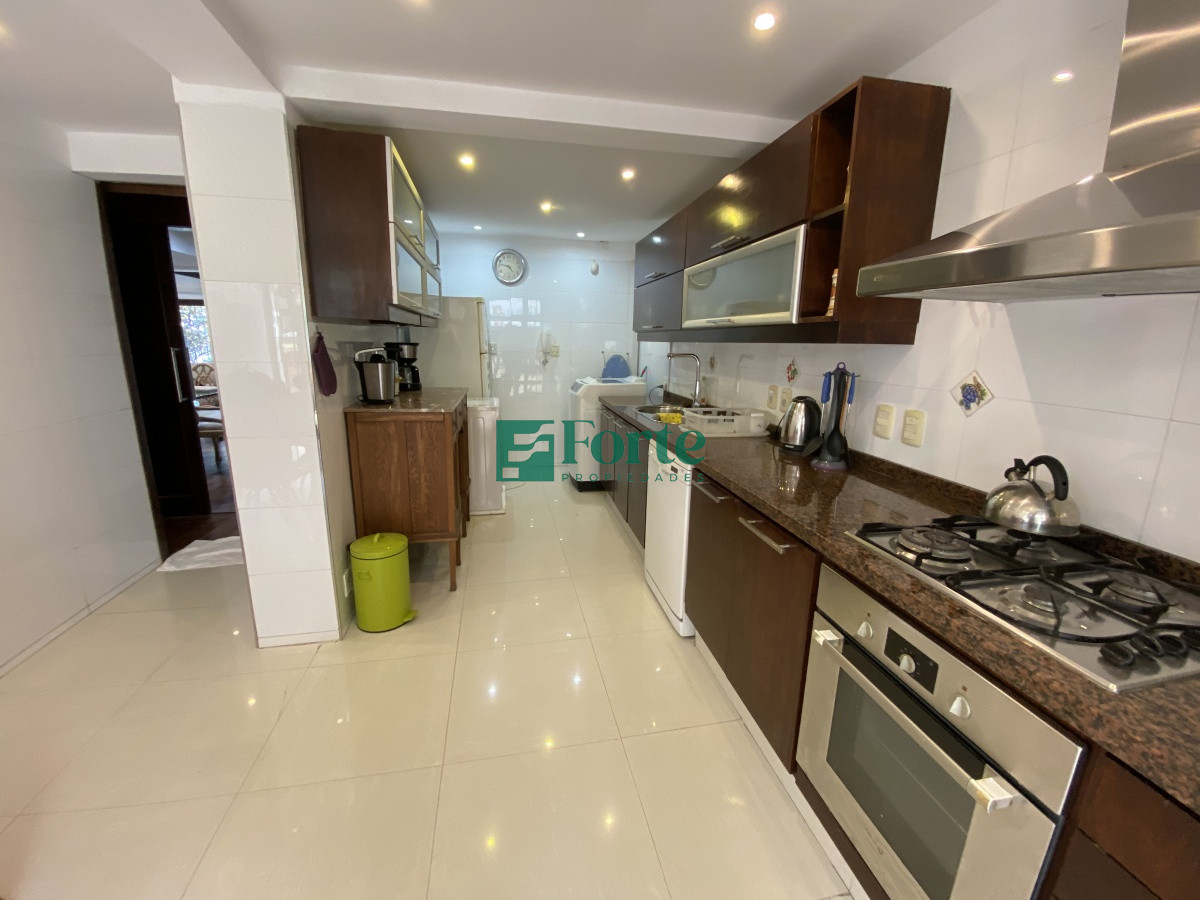 Apartamento ID.15 - Puerto del Buceo, 3 cuartos, 2 suites, servicio, jardin, vista veleros.