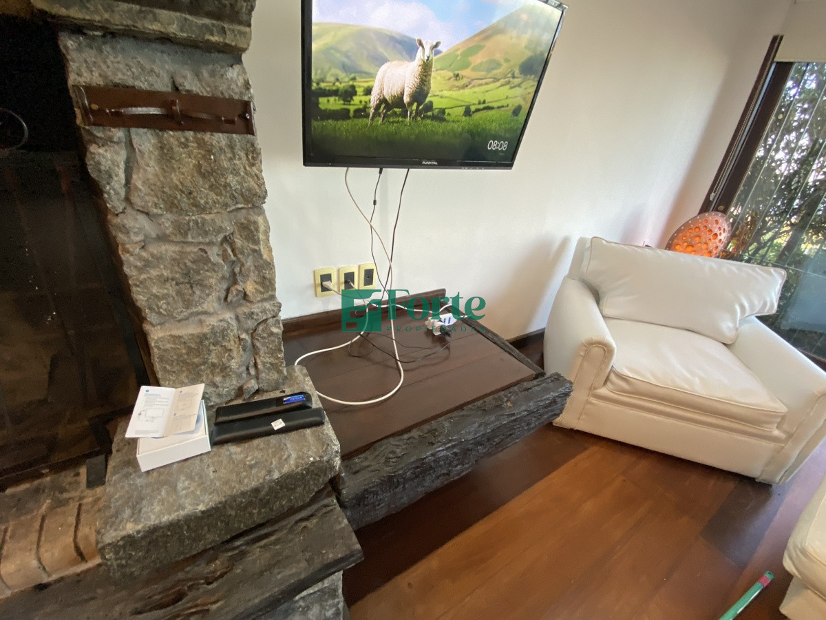 Apartamento ID.15 - Puerto del Buceo, 3 cuartos, 2 suites, servicio, jardin, vista veleros.