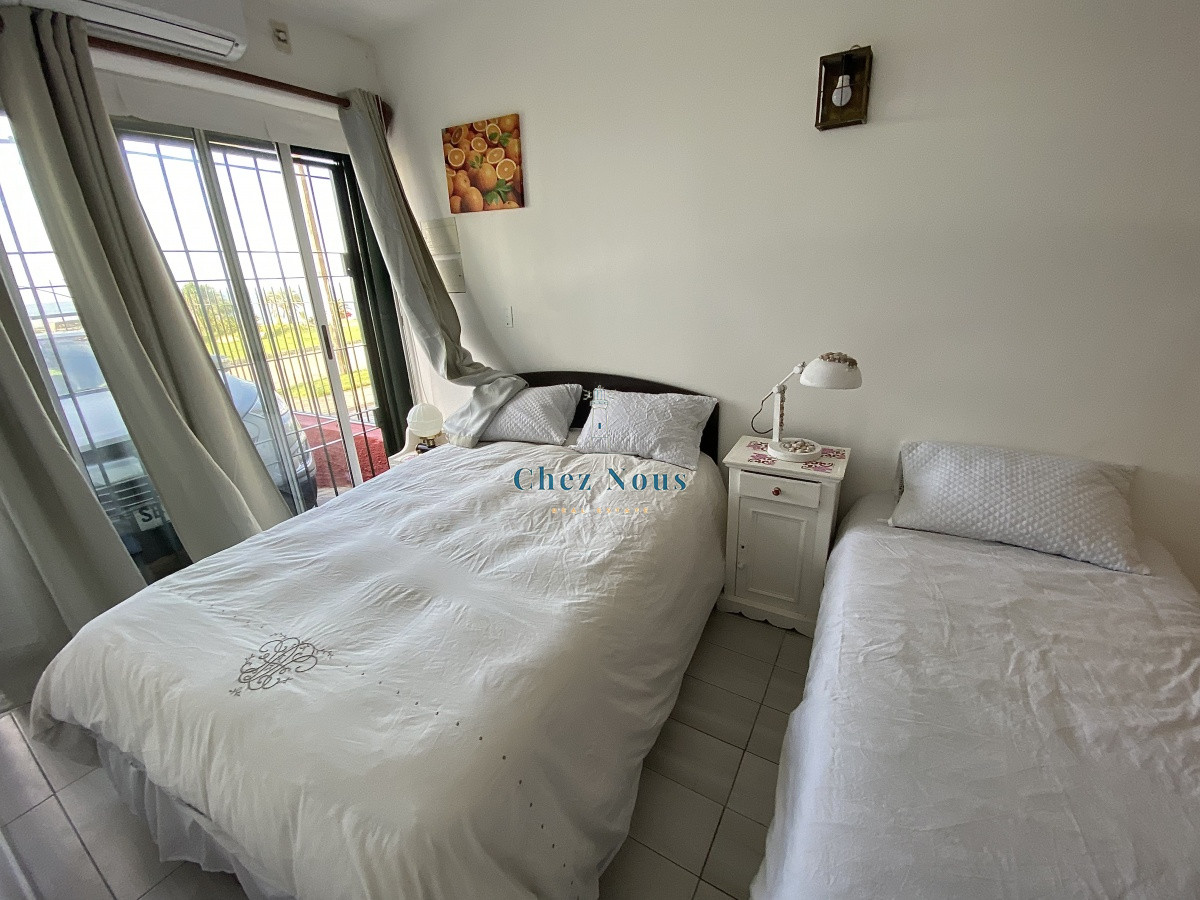 Apartamento ID.753 - Puerto del Buceo, 3 cuartos, 2 suites, servicio, jardin, vista veleros.