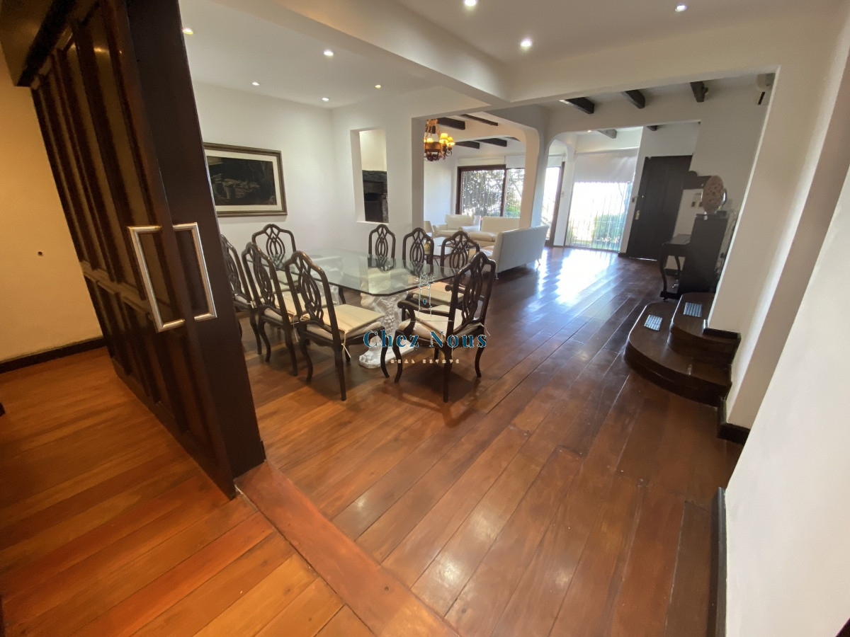 Apartamento ID.753 - Puerto del Buceo, 3 cuartos, 2 suites, servicio, jardin, vista veleros.