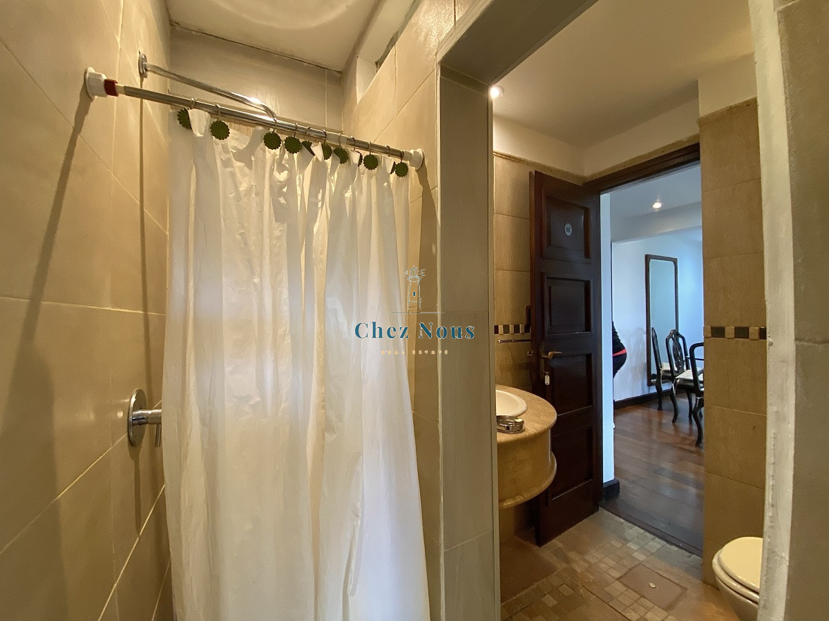Apartamento ID.753 - Puerto del Buceo, 3 cuartos, 2 suites, servicio, jardin, vista veleros.