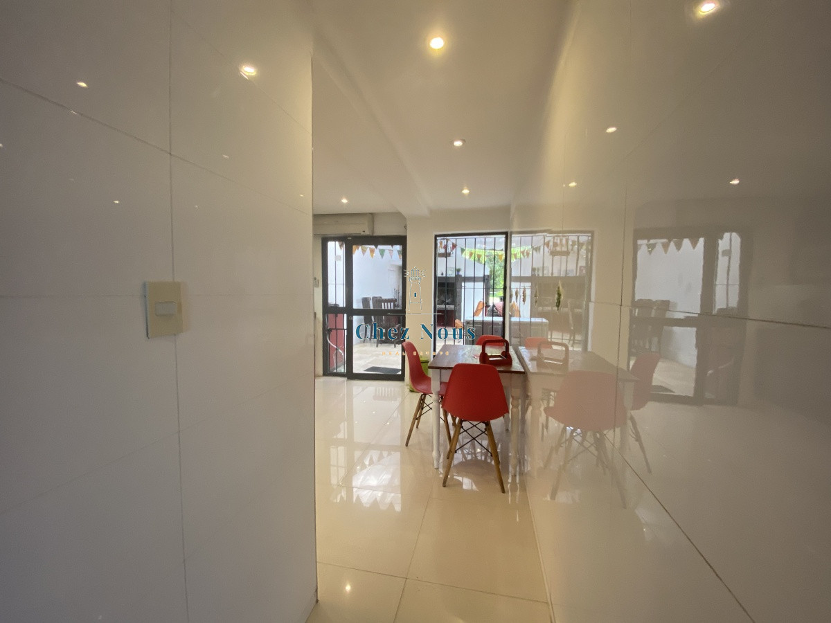 Apartamento ID.753 - Puerto del Buceo, 3 cuartos, 2 suites, servicio, jardin, vista veleros.