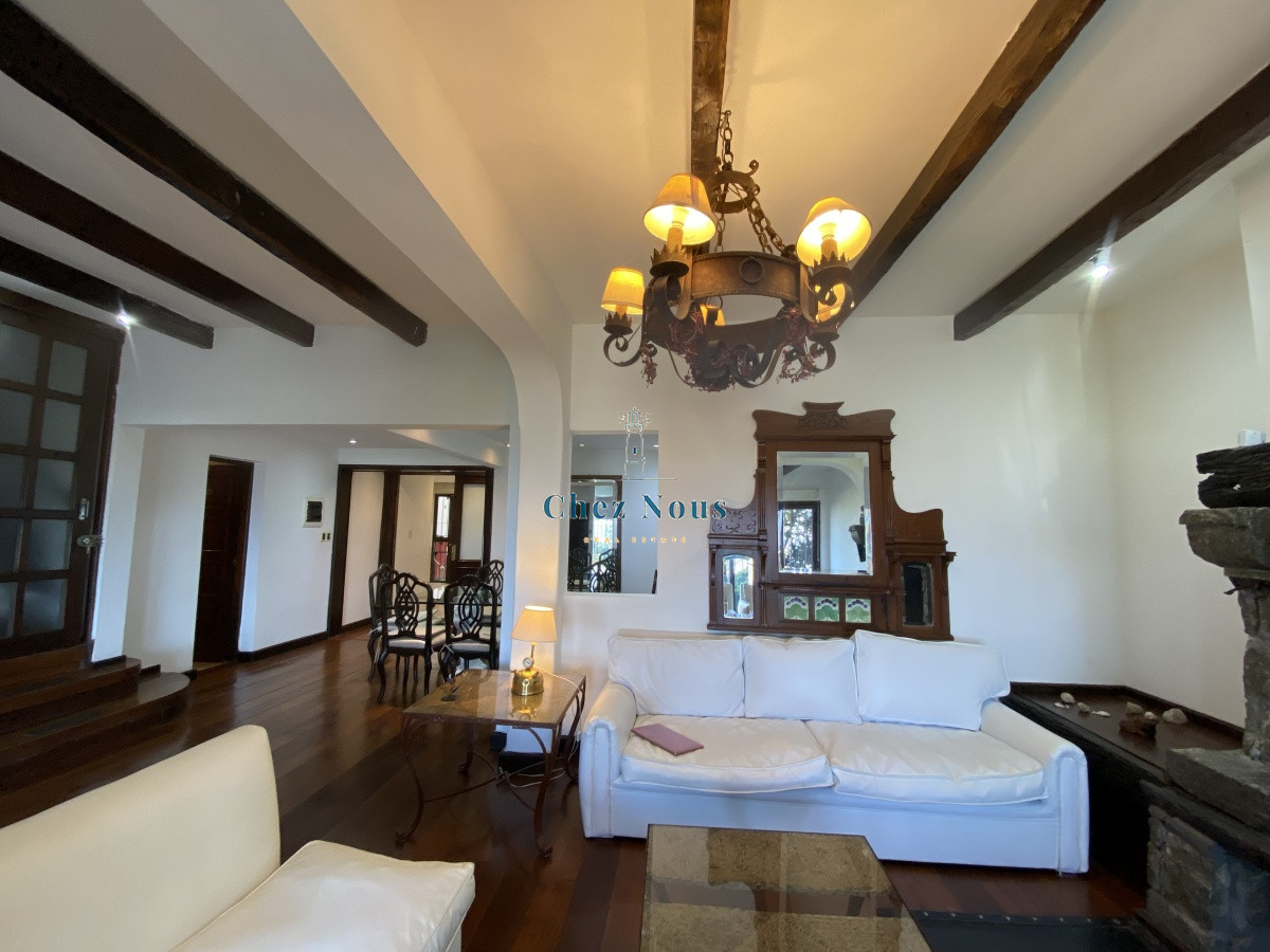 Apartamento ID.753 - Puerto del Buceo, 3 cuartos, 2 suites, servicio, jardin, vista veleros.